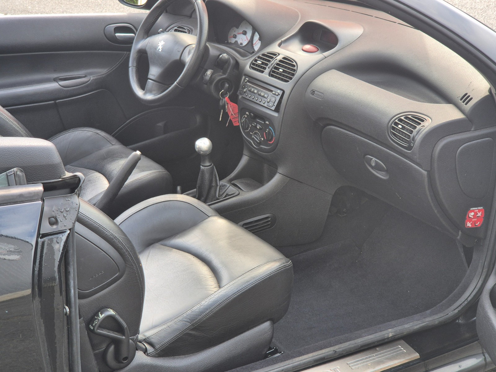Peugeot 206 CC 1.6I 16V - vue 1