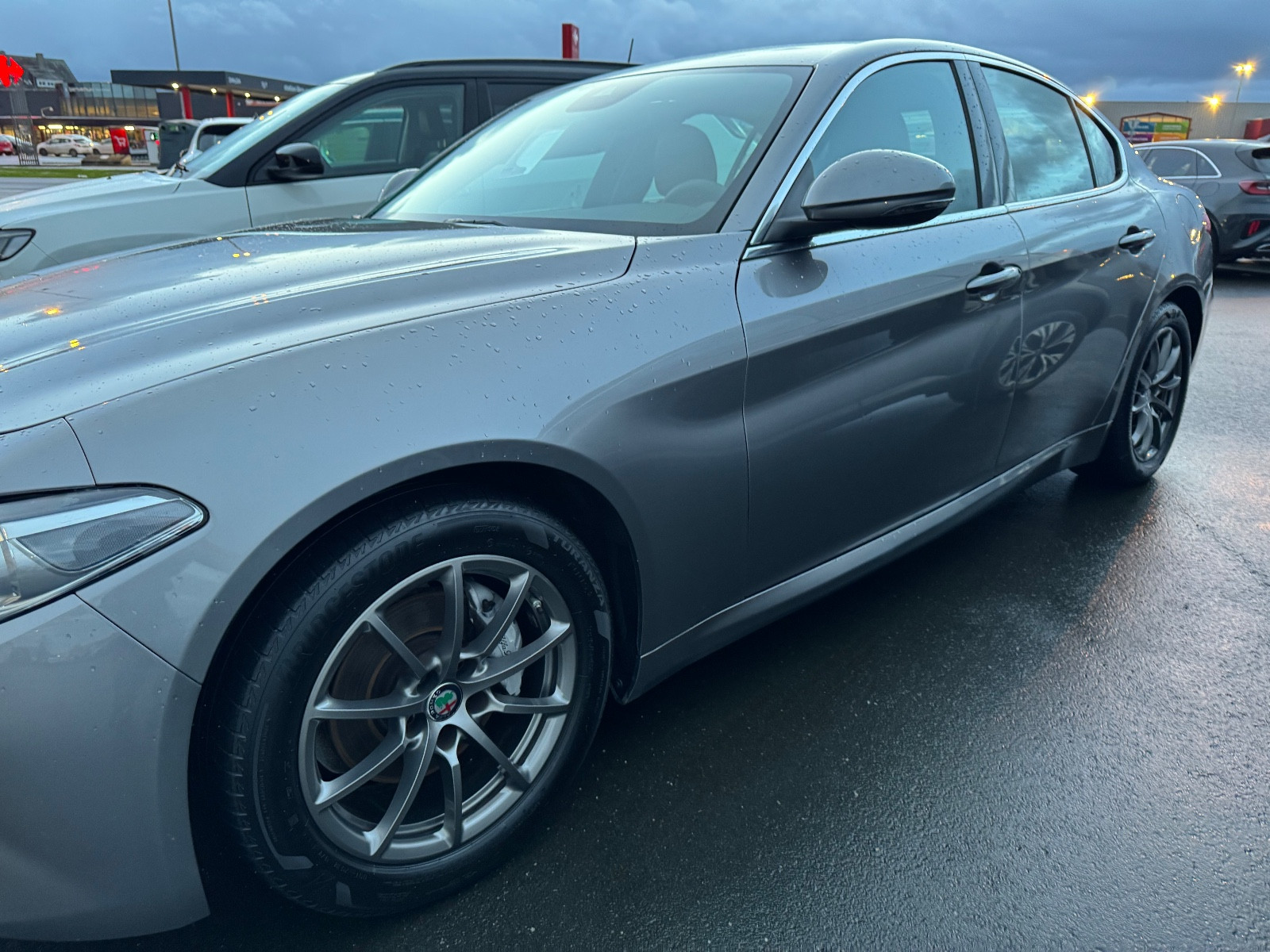 Alfa Romeo GIULIA SUPER 2.2L 160 CH AT8 - vue 1