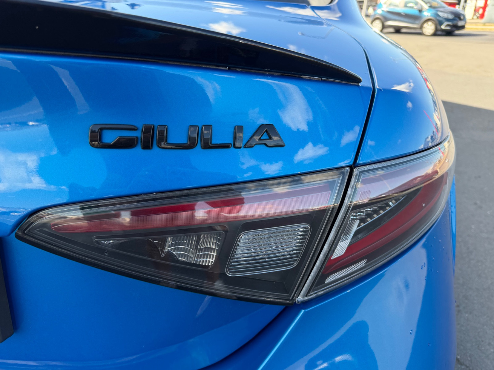 Alfa Romeo GIULIA Veloce 2.2L 160 CH AT8  - vue 1