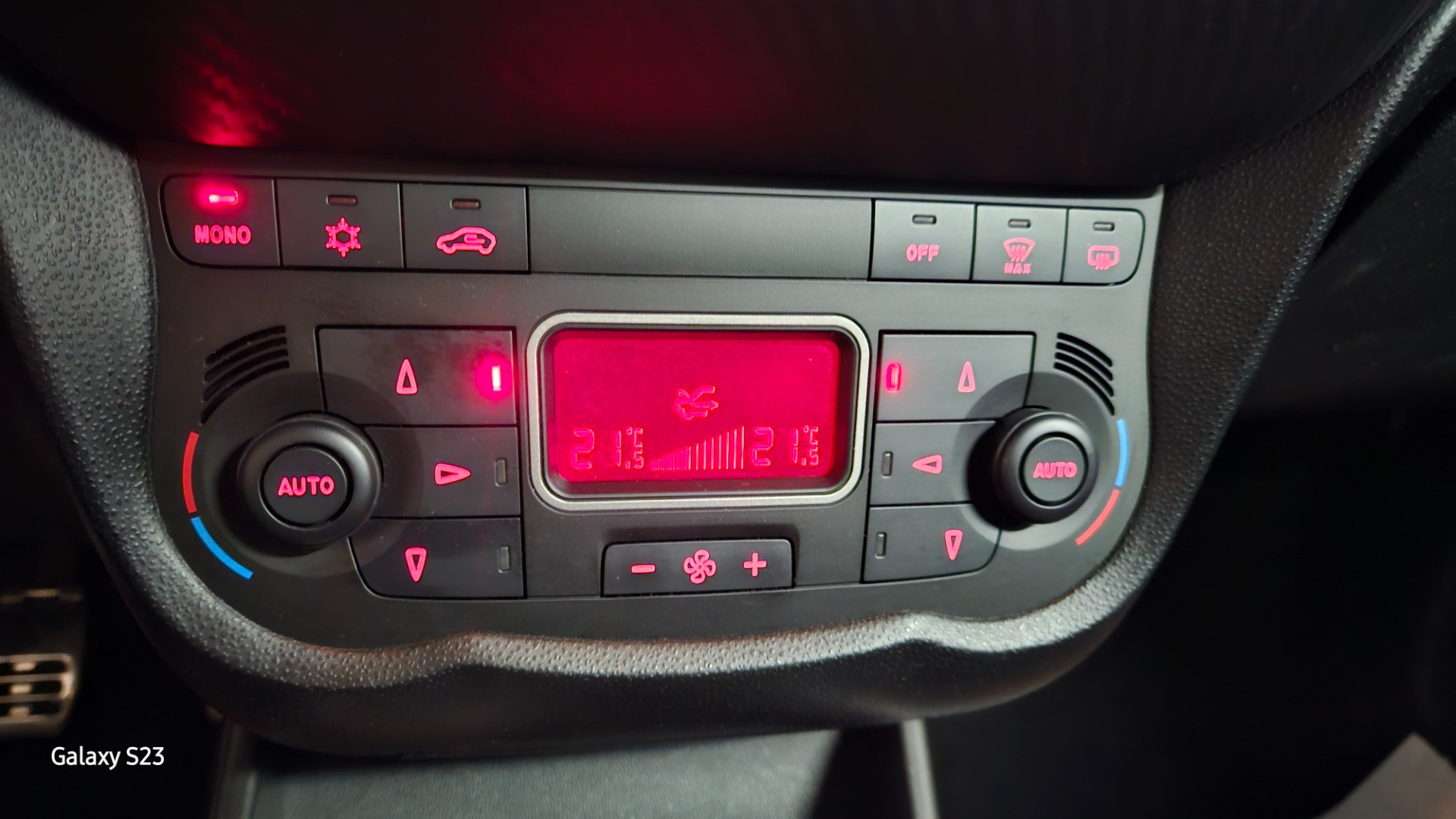 Alfa Romeo MiTo - vue 1