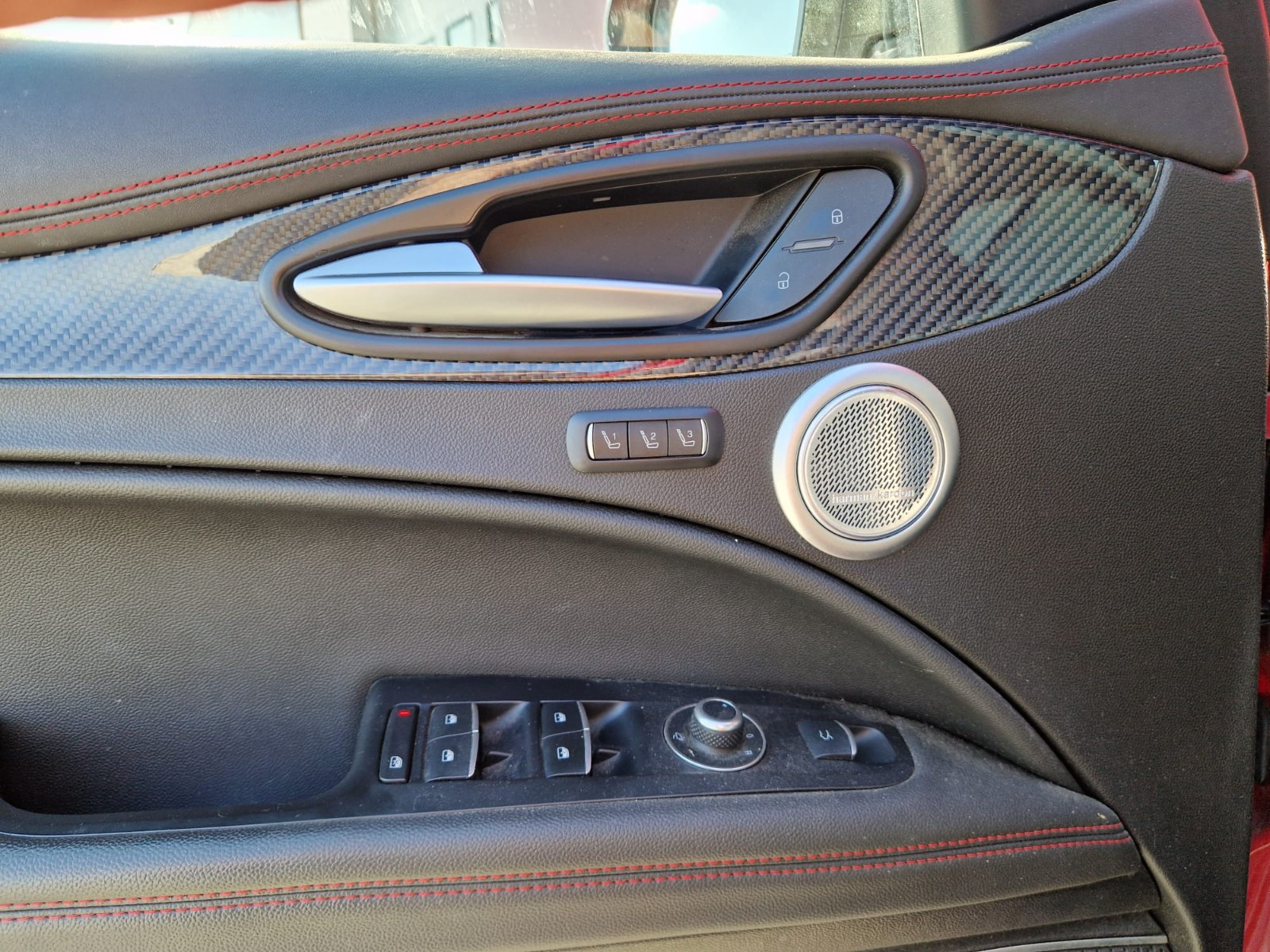 Alfa Romeo STELVIO ESTREMA Q4 2.2 JTD 210CV – GARANTIE 12 MOIS — photo 26