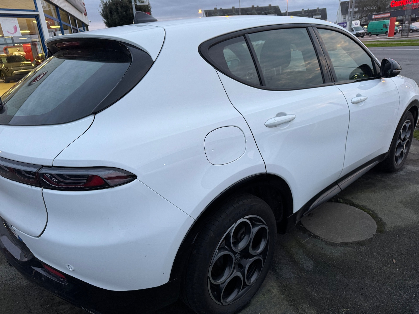 Alfa Romeo Tonale SPRINT HYBRID 160 CH TCT7 - vue 1
