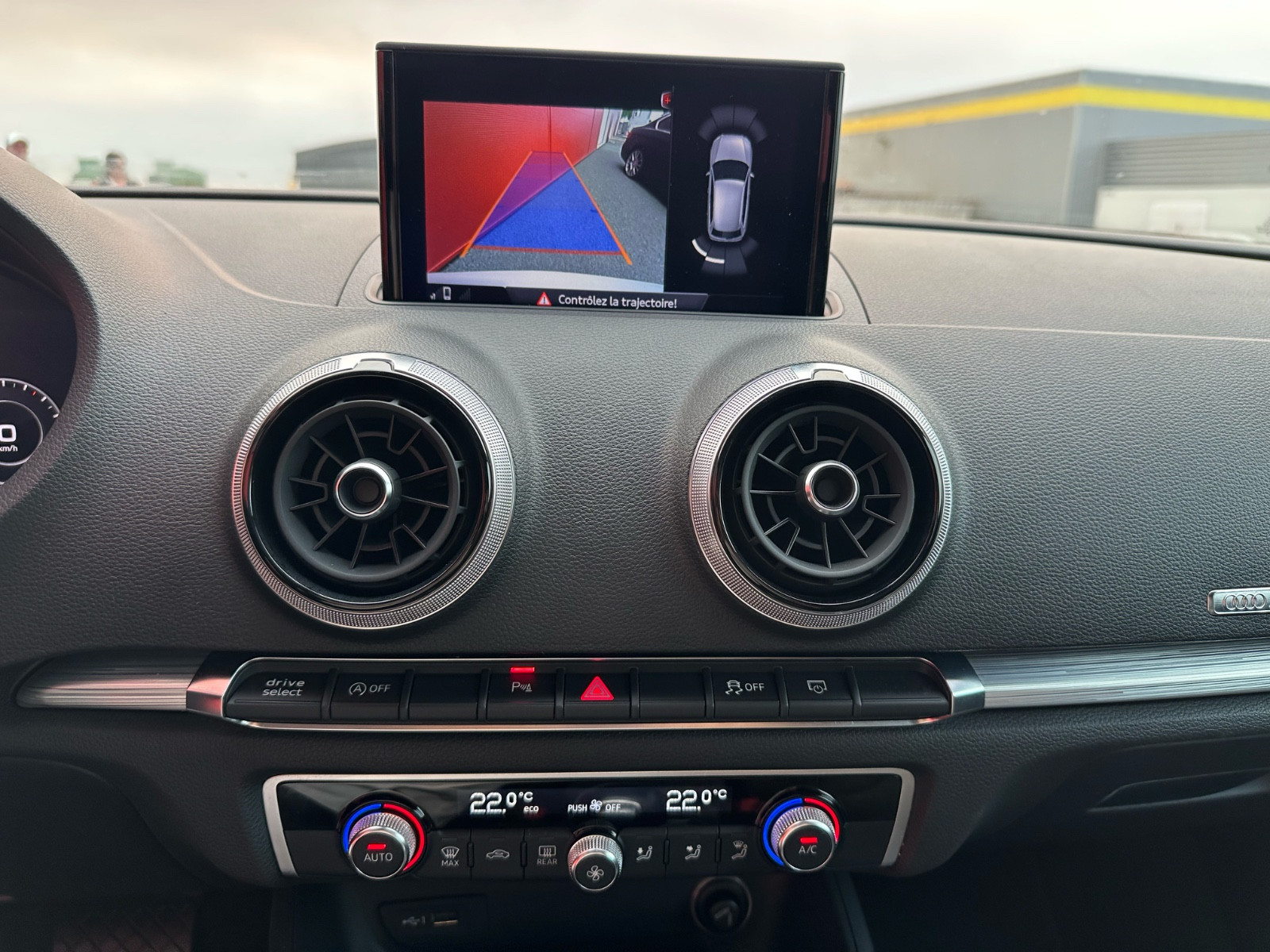 Audi A3 2.0 TDI 150 CH DESIGN LUXE – GARANTIE 12 MOIS — photo 30