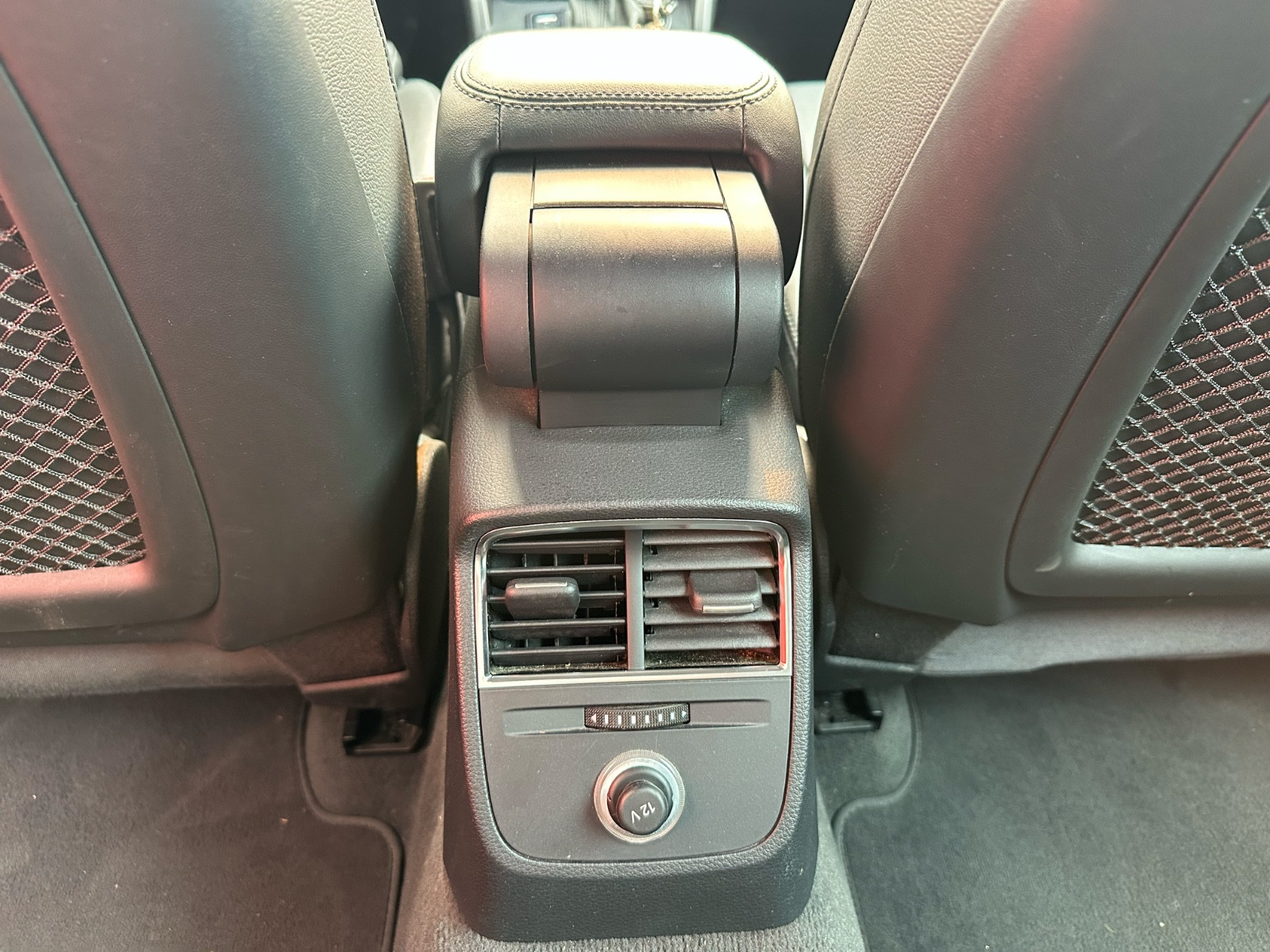Audi A3 2.0 TDI 150 CH DESIGN LUXE – GARANTIE 12 MOIS — photo 21