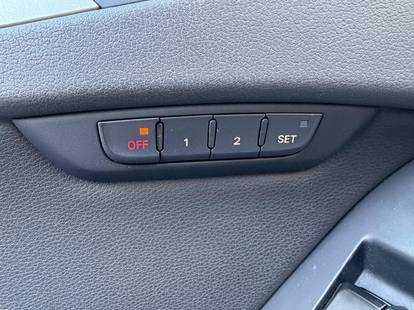 Audi A4 ALLROAD - vue 1