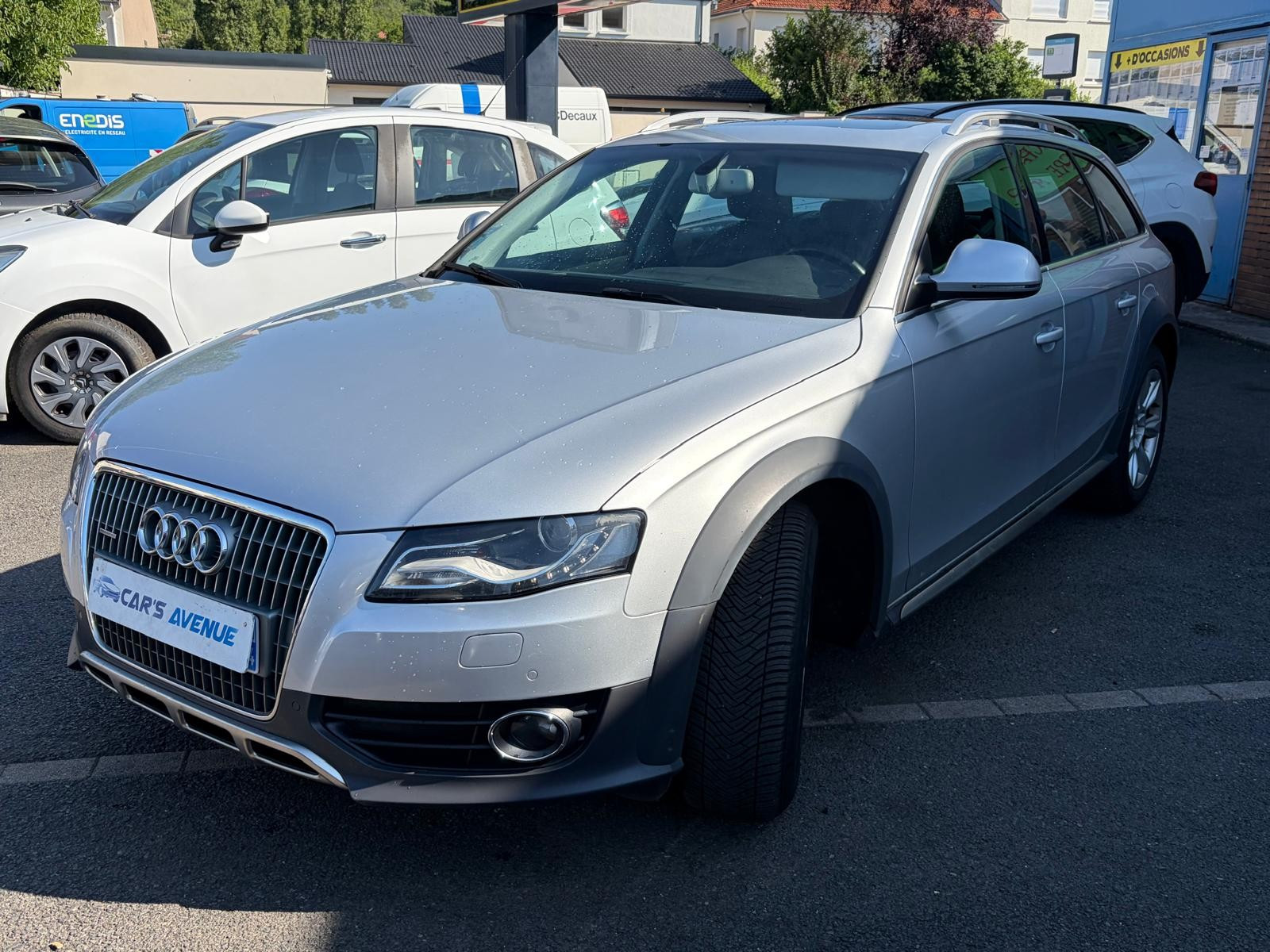 Audi A4 ALLROAD - vue 1