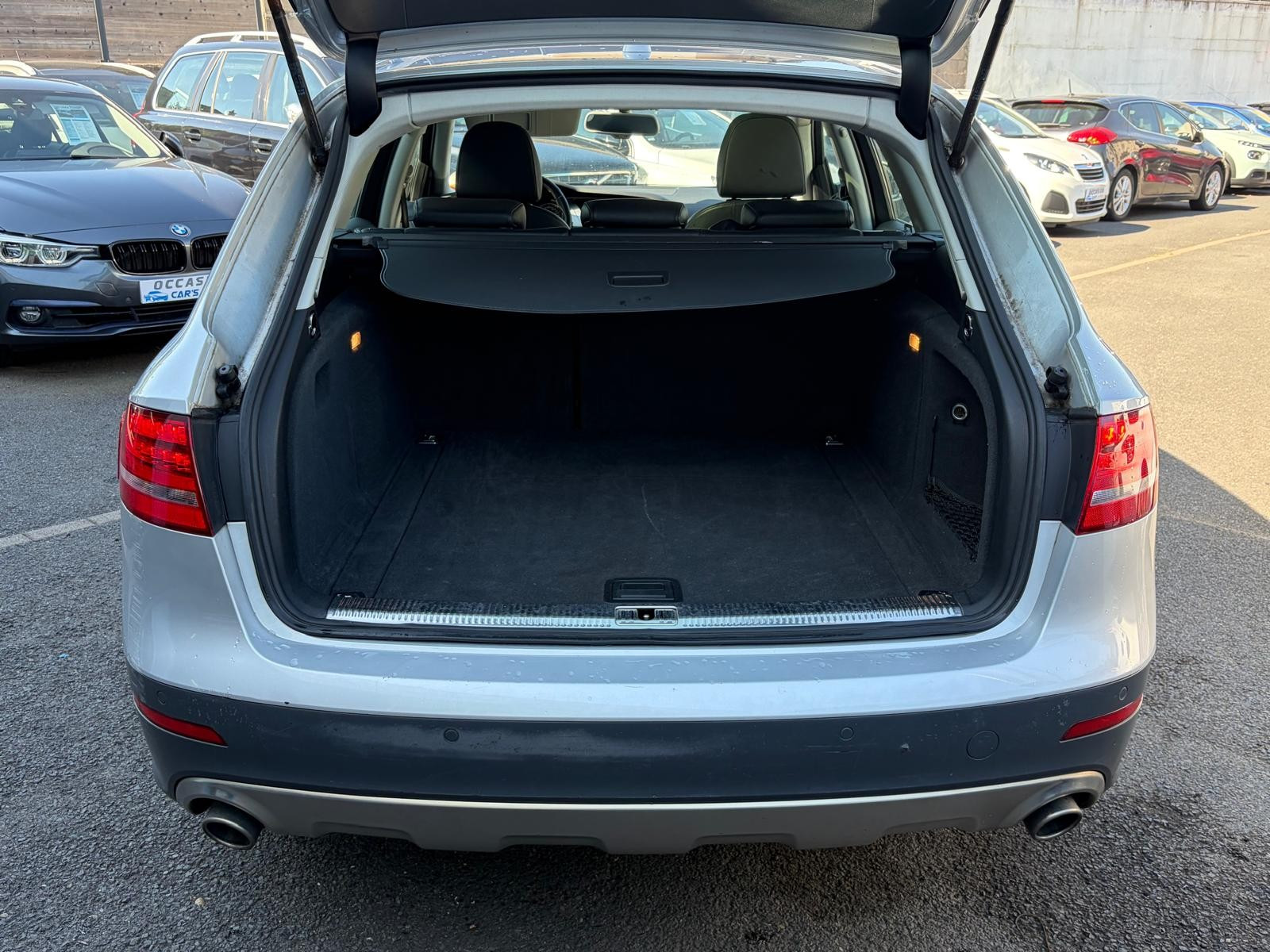 Audi A4 ALLROAD - vue 1