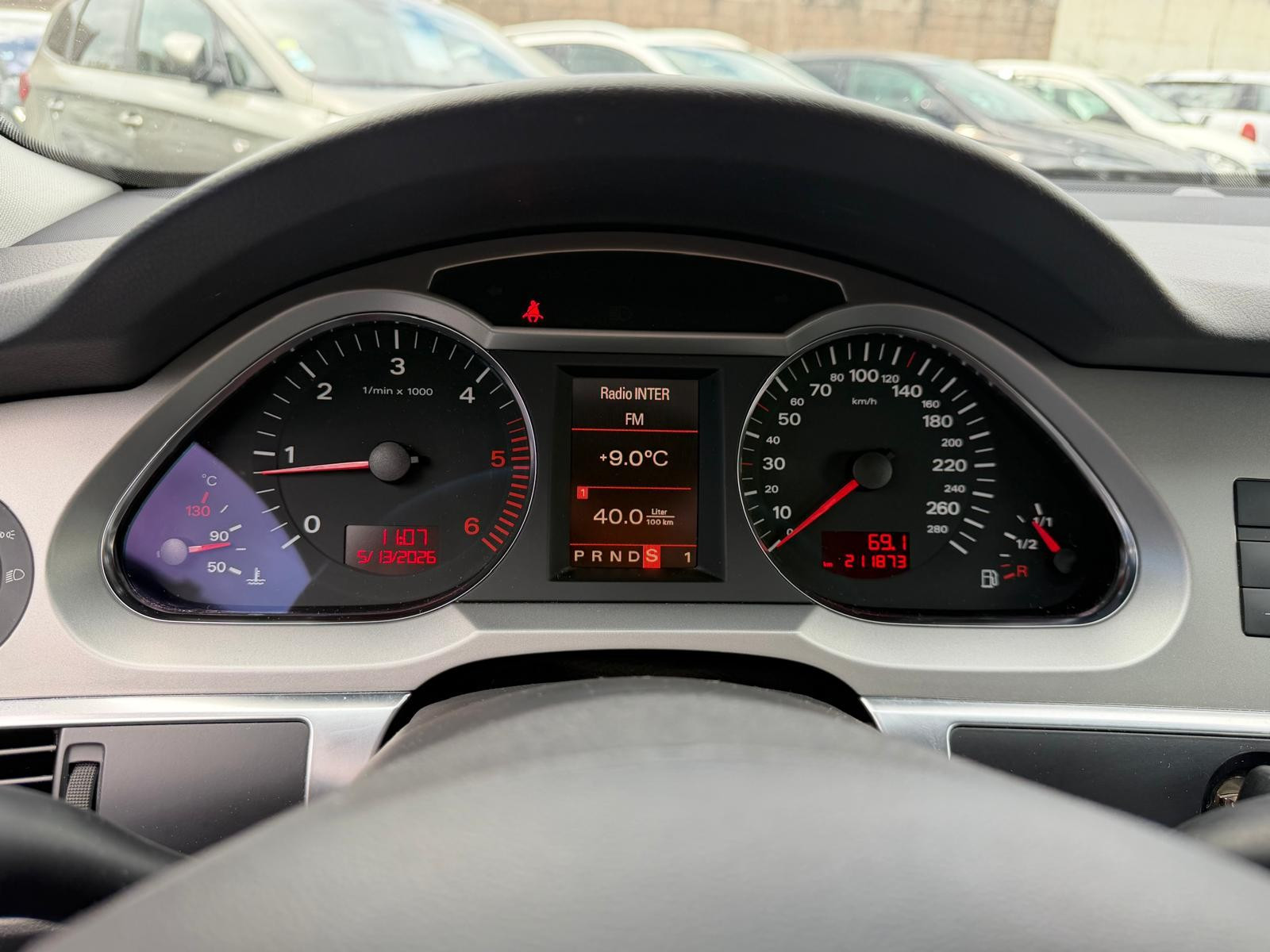 Audi A6 BERLINE - vue 1