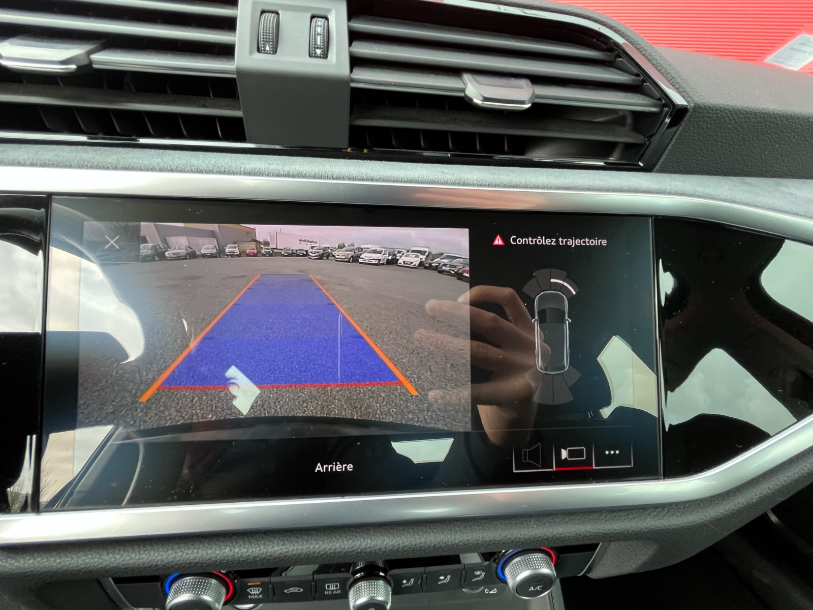Audi Q3 SPORTBACK 35 TDI Business Line S-tronic – GARANTIE 12 MOIS — photo 17