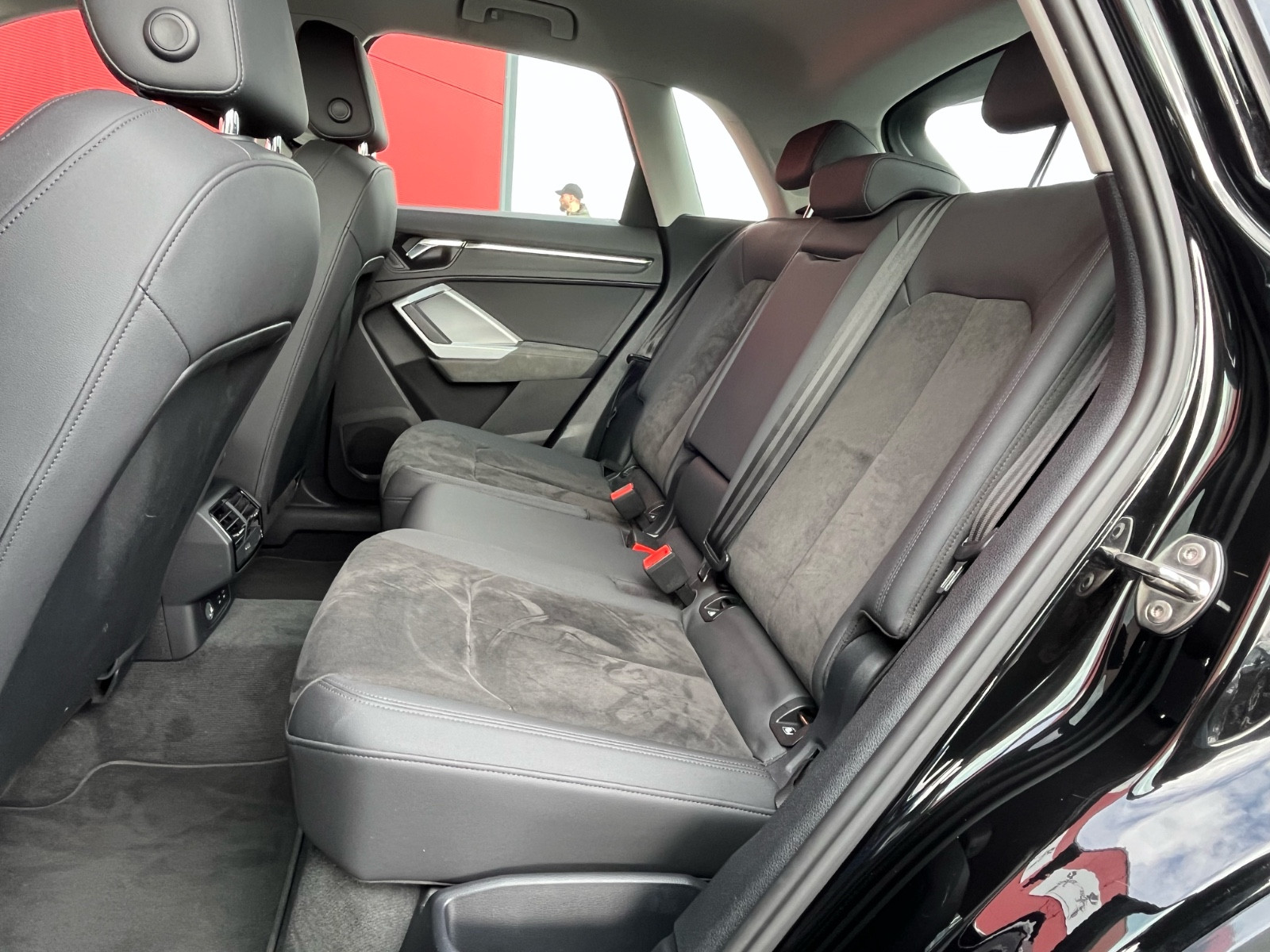 Audi Q3 SPORTBACK 35 TDI Business Line S-tronic – GARANTIE 12 MOIS — photo 12