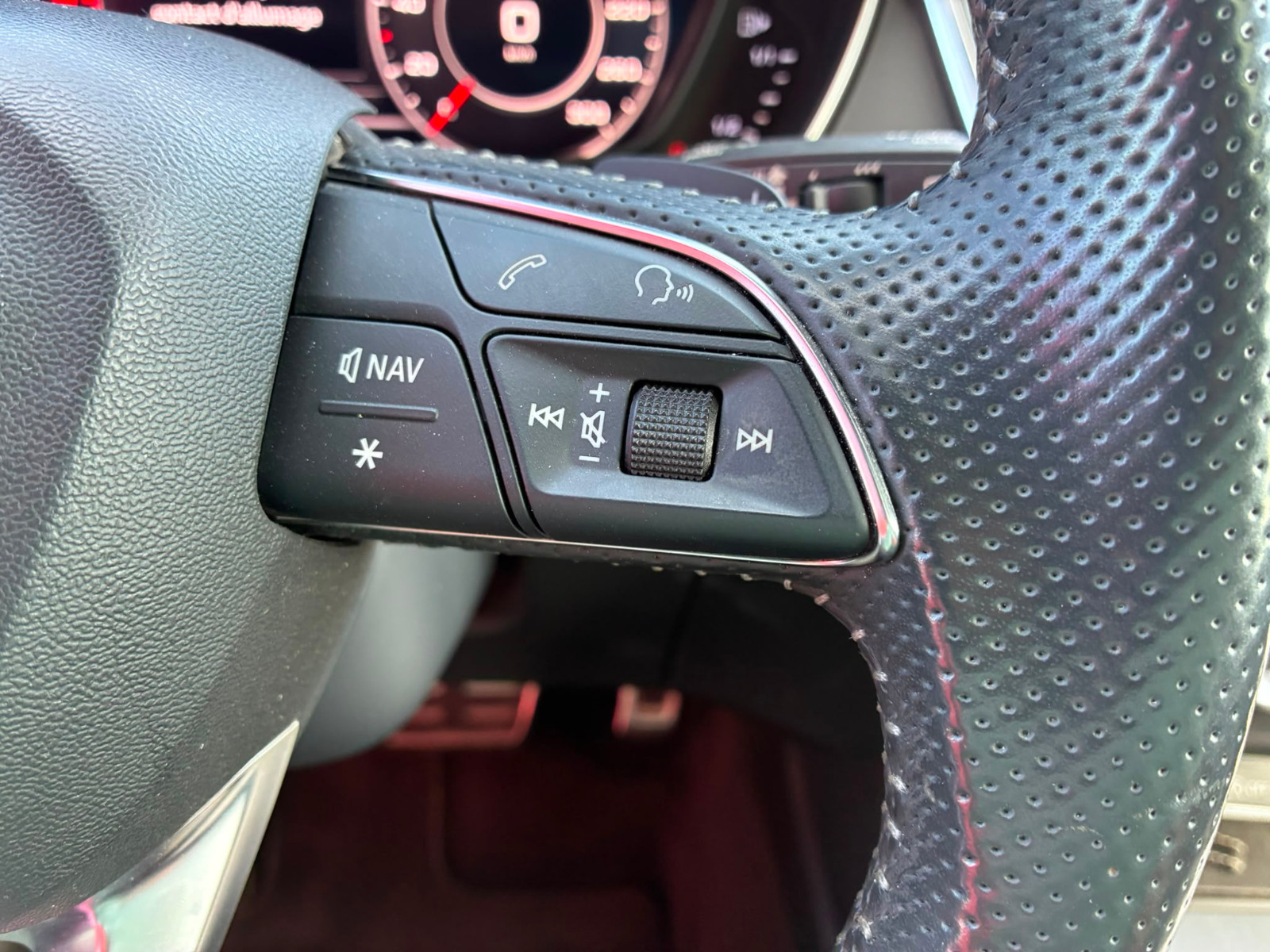 Audi Q5 S-LINE 2.0L TDI 190CV QUATTRO S-TRONIC – GARANTIE 12 MOIS — photo 23