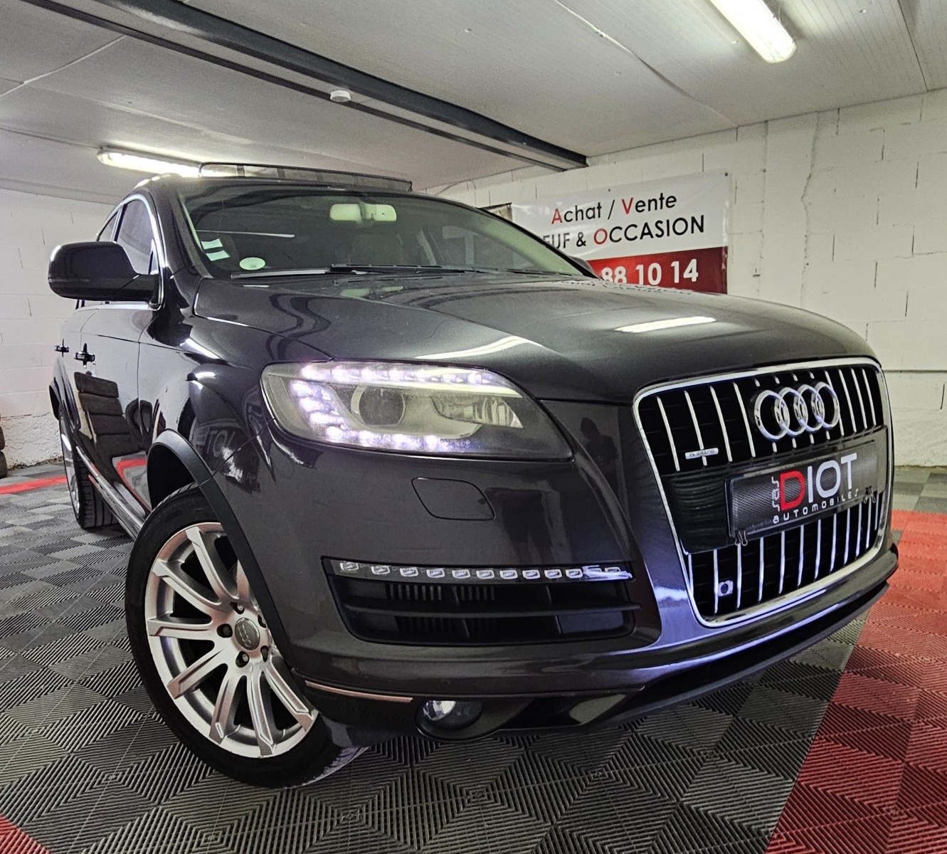 Audi Q7 - vue 1