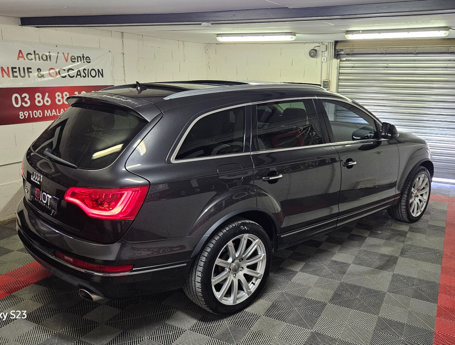 Audi Q7 - vue 1