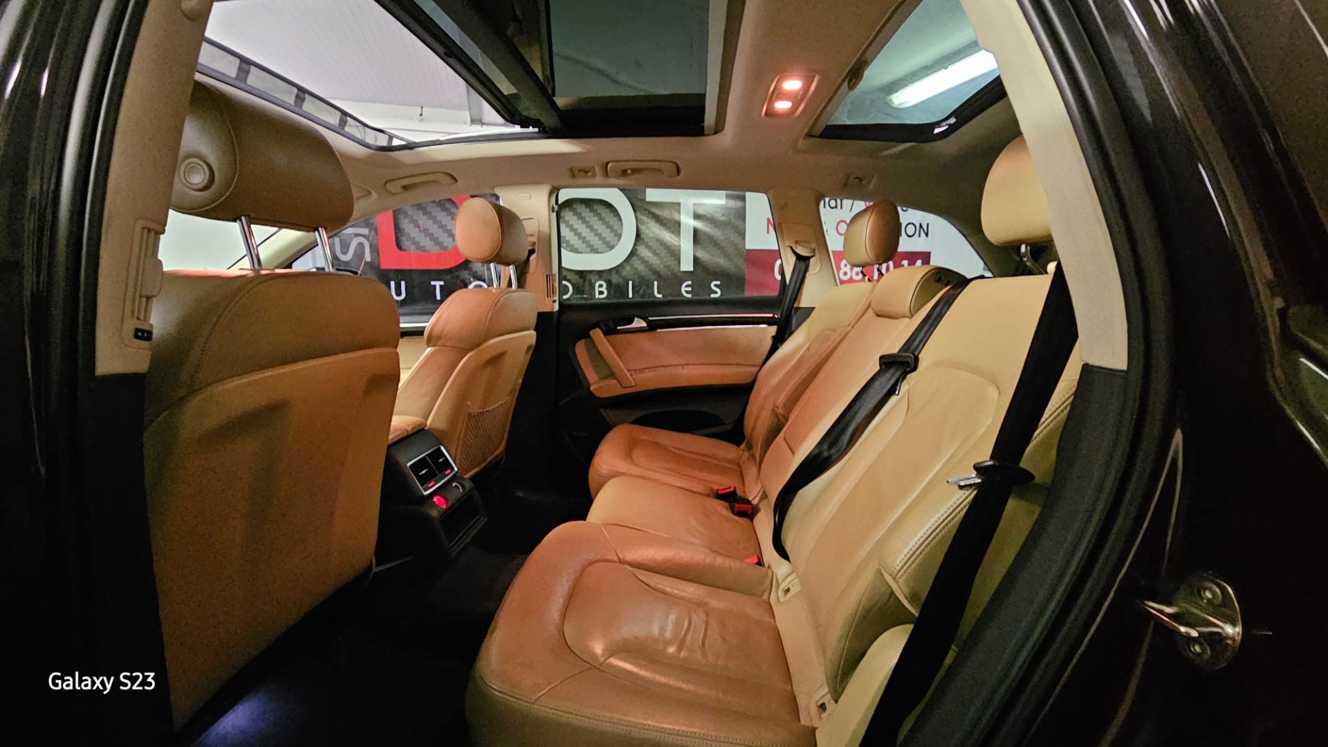 Audi Q7 - vue 1