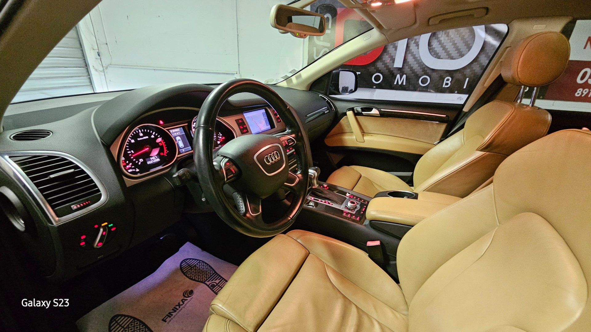 Audi Q7 - vue 1