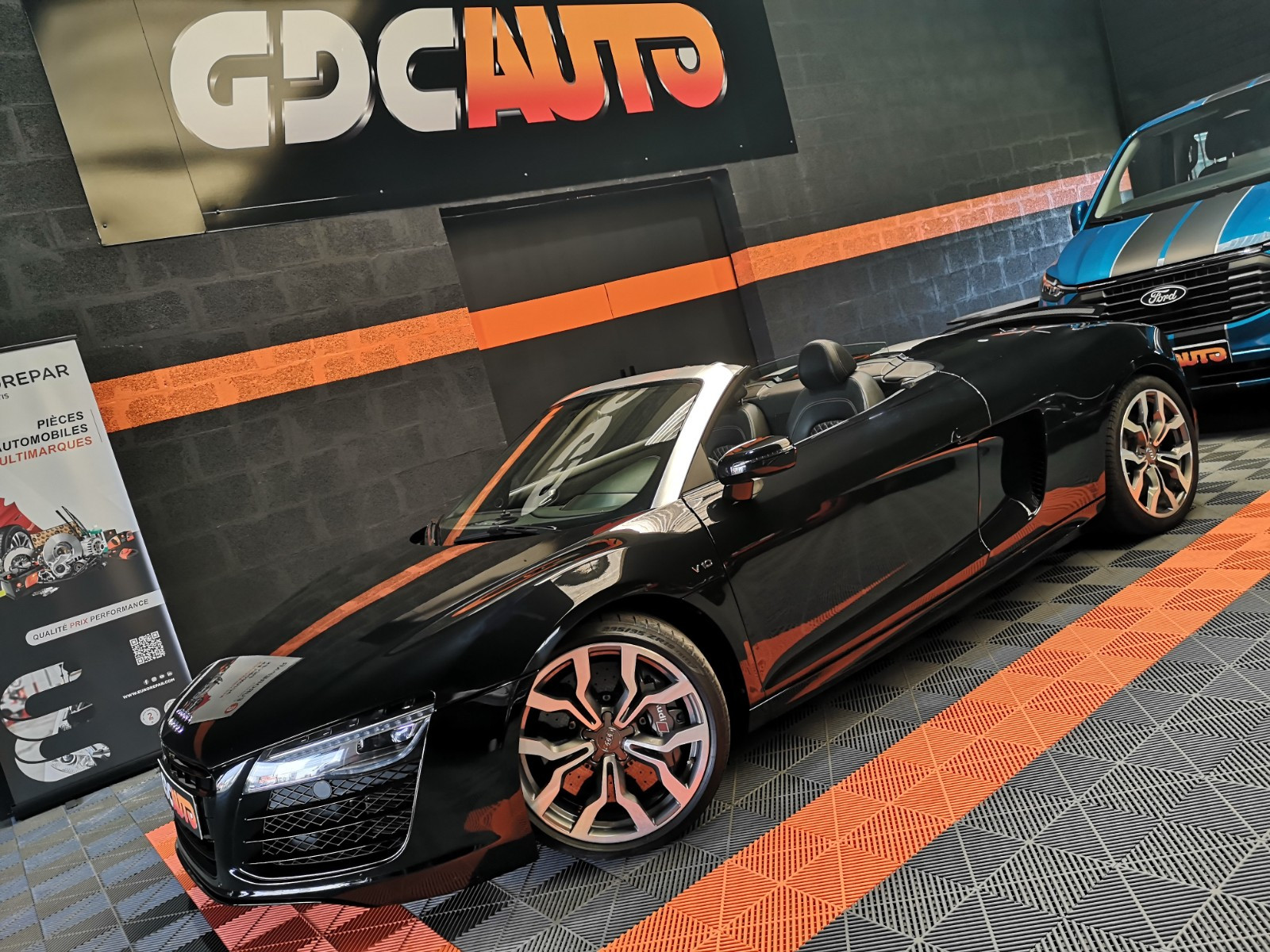 Audi R8