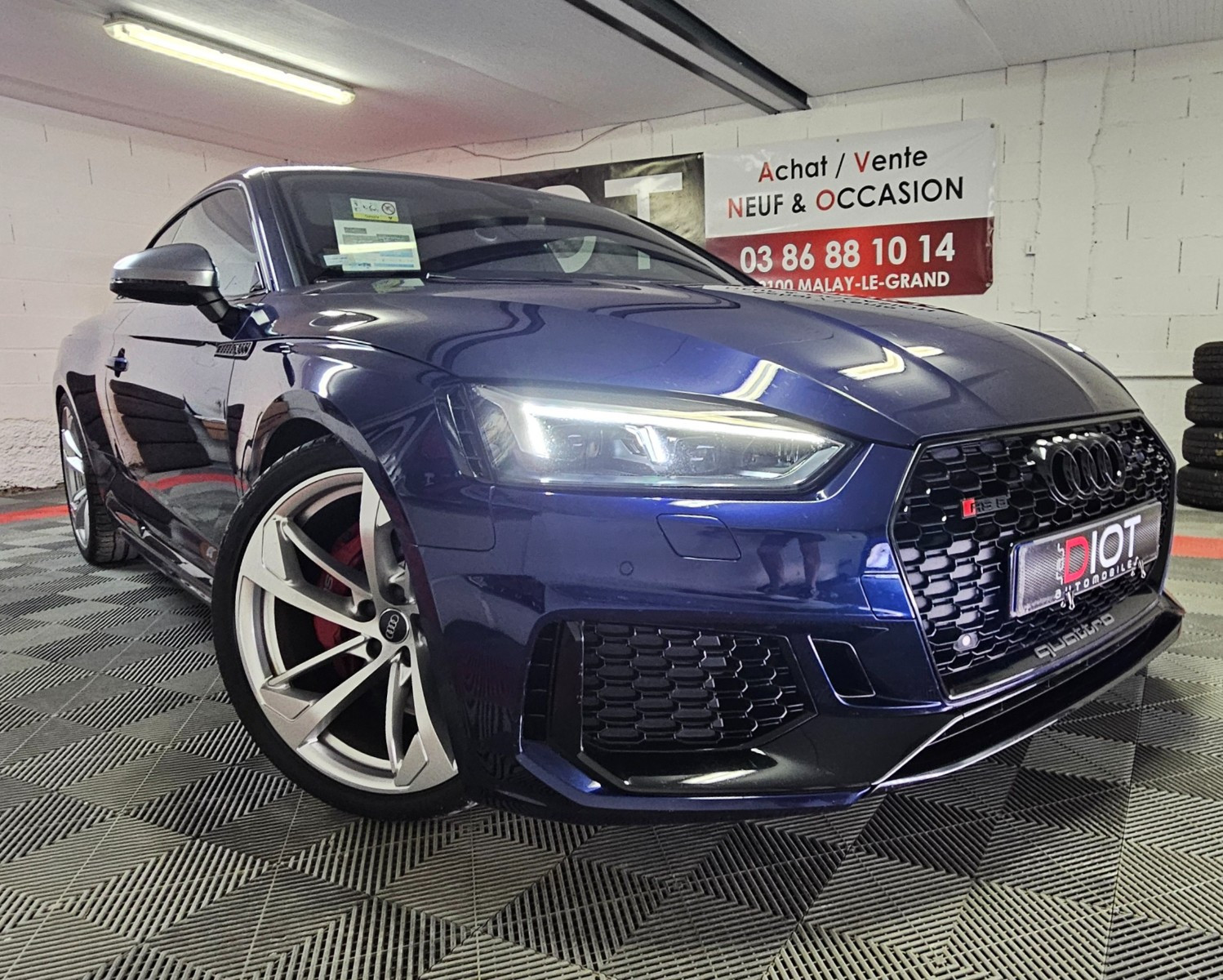 Audi RS5 - vue 1