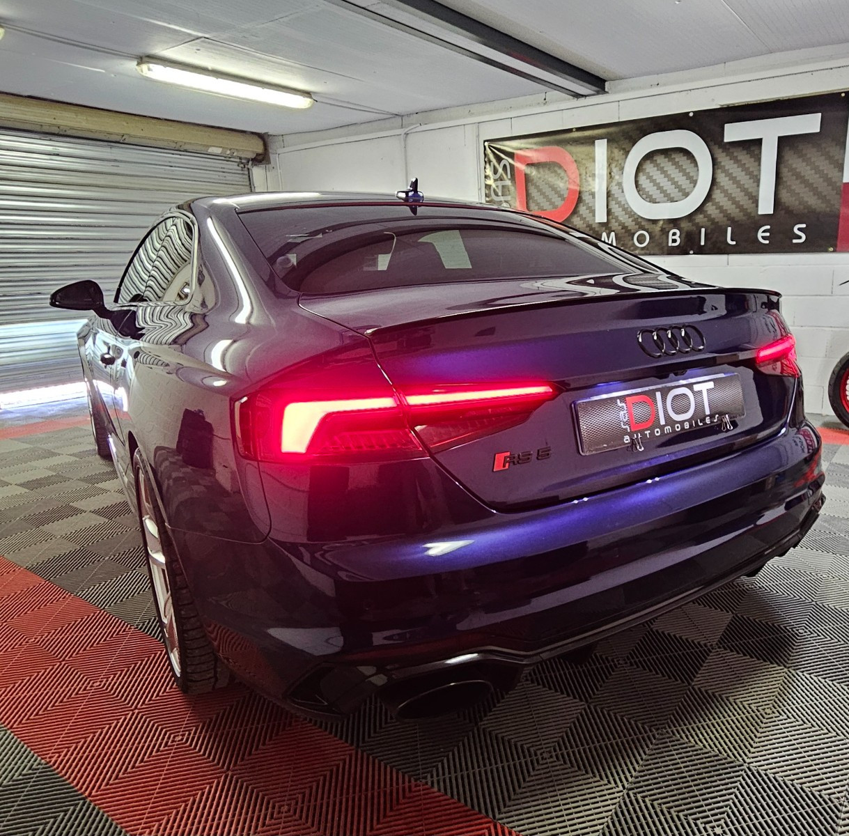 Audi RS5 - vue 1