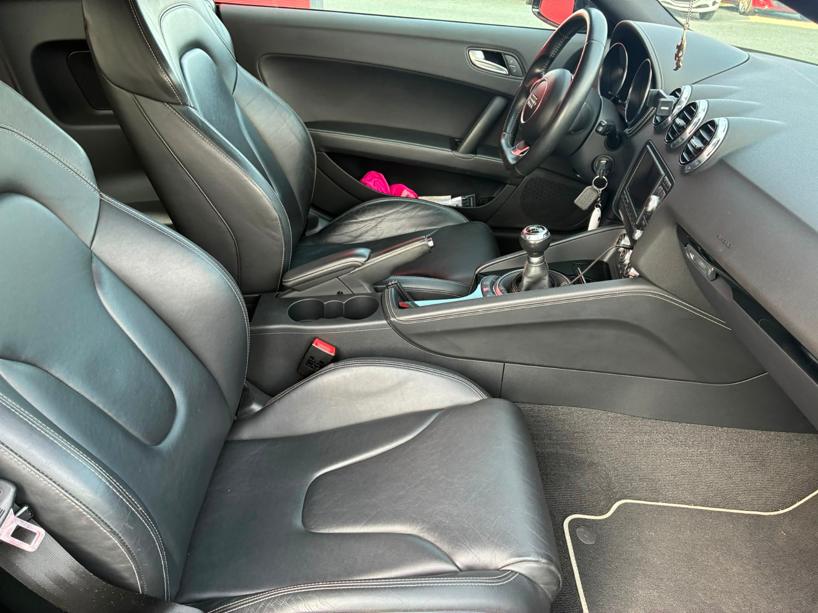 Audi TT Coupé Black Edition Noir Fantôme 1.8 TFSI 160cv – GARANTIE 12 MOIS — photo 17