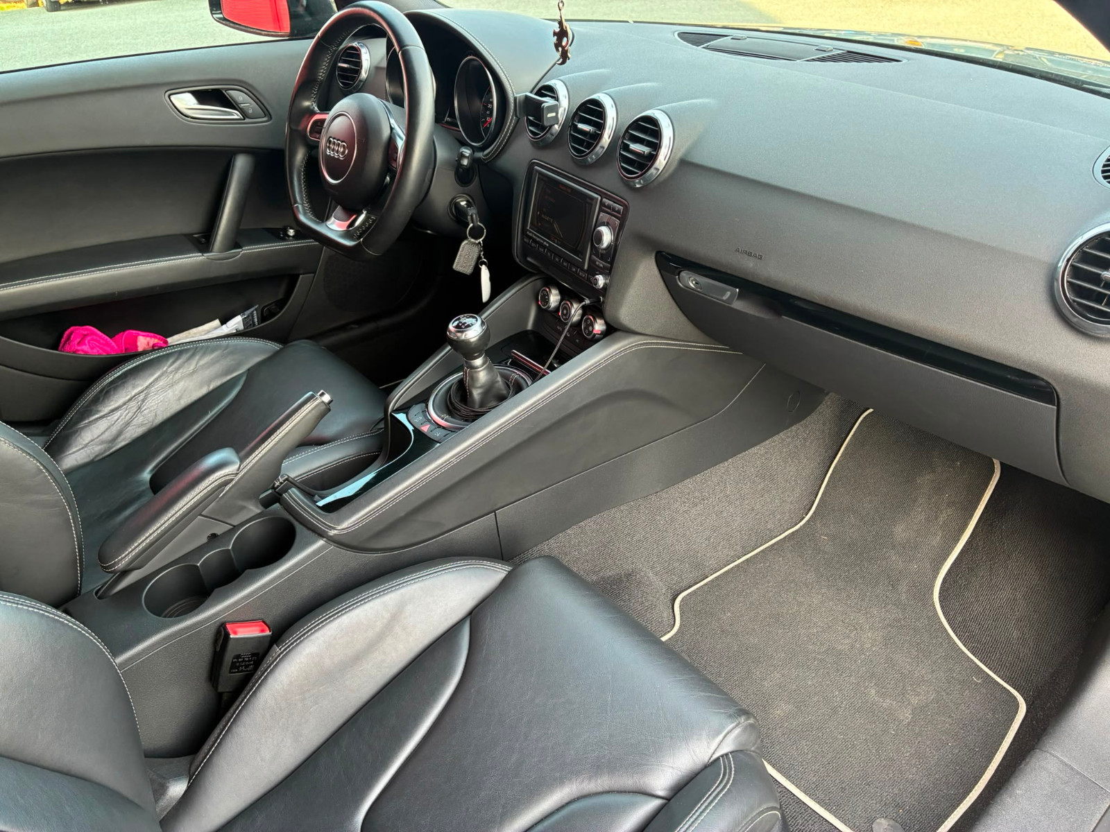 Audi TT Coupé Black Edition Noir Fantôme 1.8 TFSI 160cv – GARANTIE 12 MOIS — photo 18