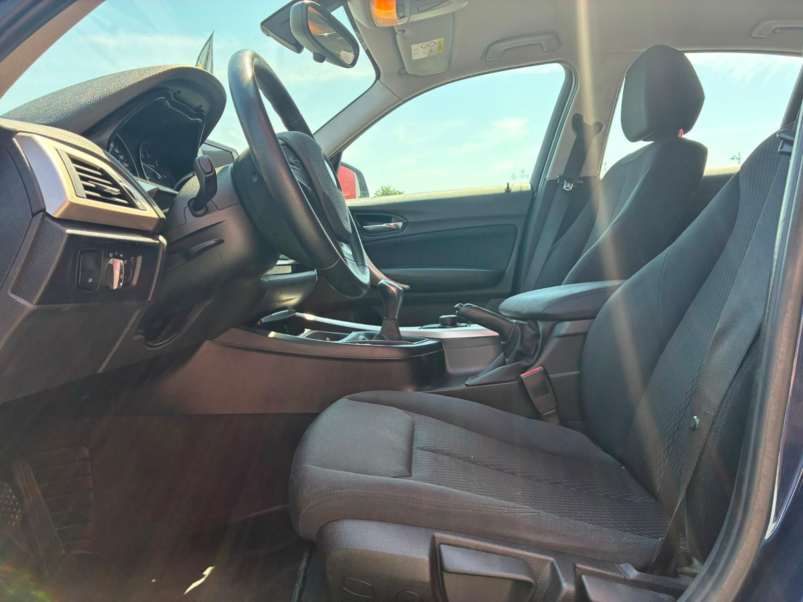 B.M.W. Série 1 Berline 5porte 116d Premiere 1.5L 116cv – GARANTIE 12 MOIS — photo 10