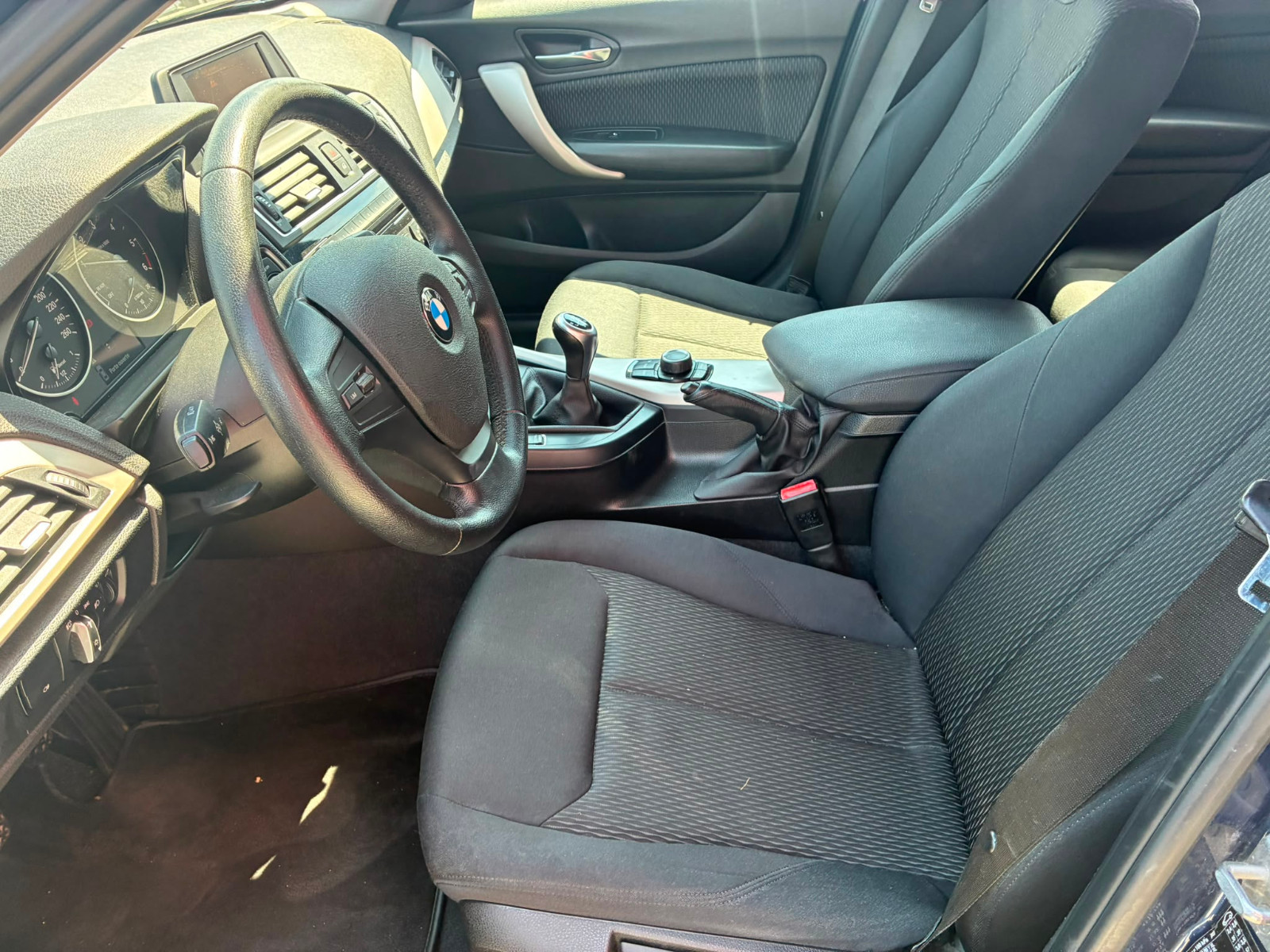 B.M.W. Série 1 Berline 5porte 116d Premiere 1.5L 116cv – GARANTIE 12 MOIS — photo 11