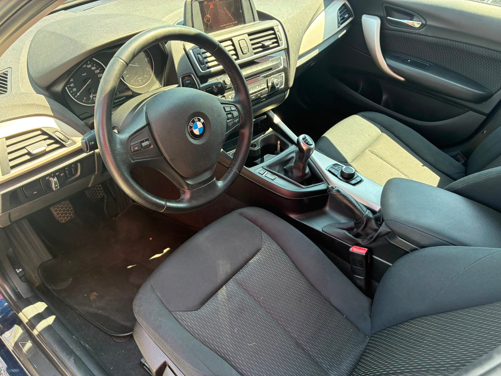 B.M.W. Série 1 Berline 5porte 116d Premiere 1.5L 116cv – GARANTIE 12 MOIS — photo 12