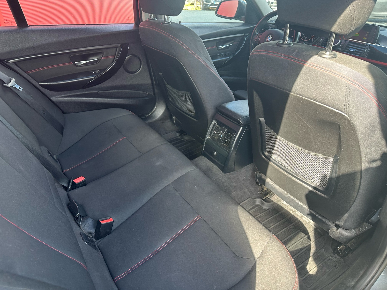 B.M.W. SERIE 3 318d Sport 2.0 143 cv Steptronic – GARANTIE 12 MOIS — photo 15