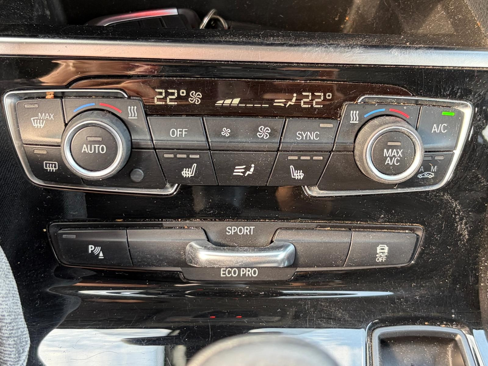 B.M.W. 2 Active Tourer - vue 1
