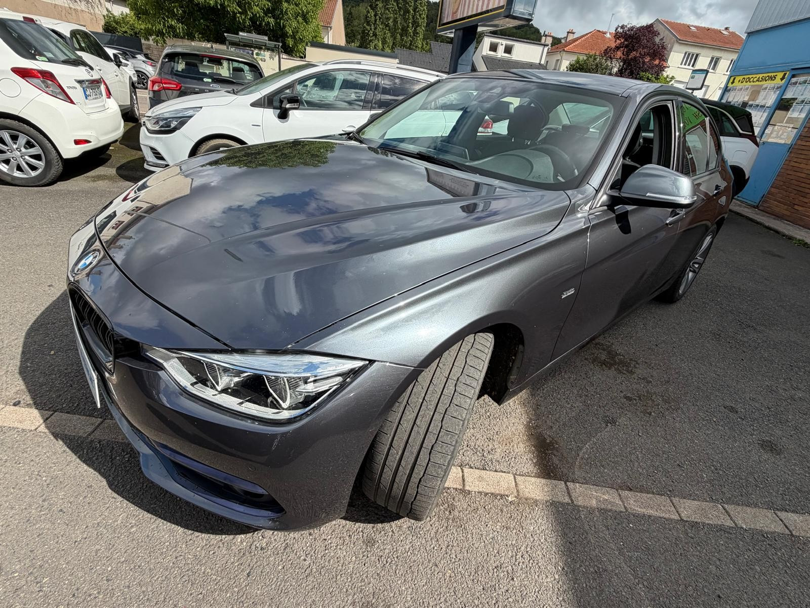 B.M.W. 3 Berline - vue 1