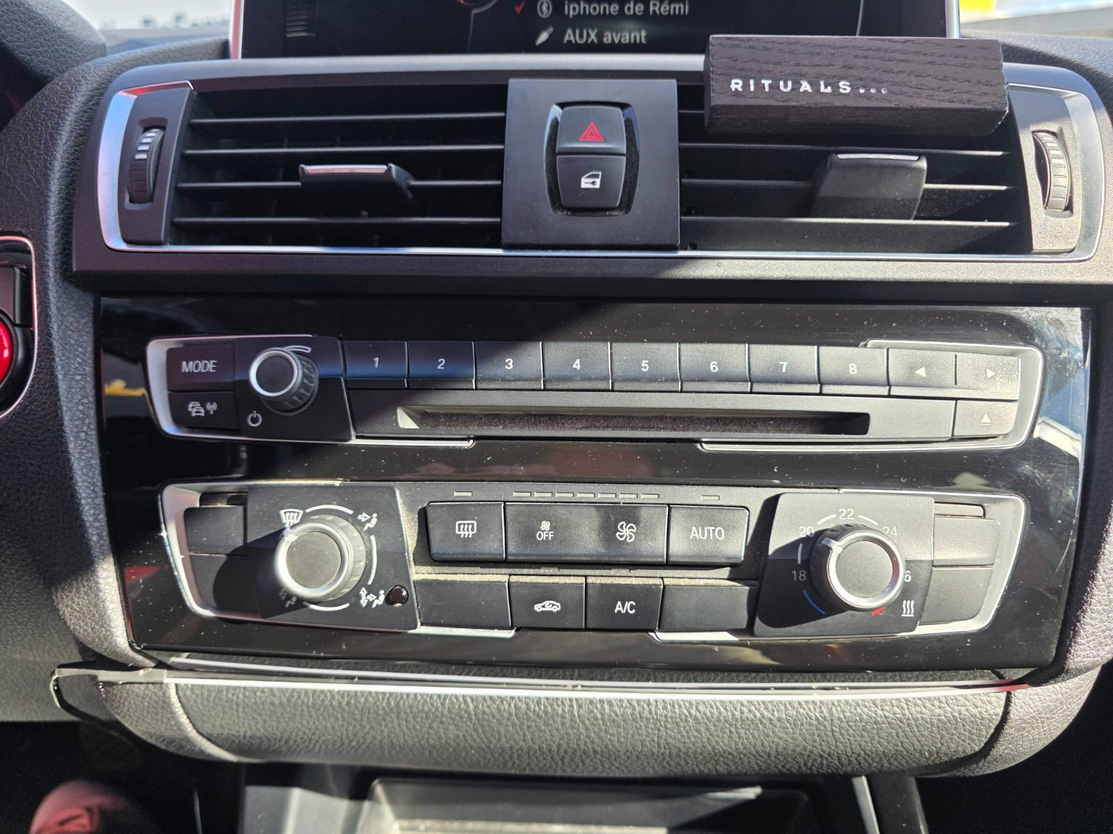 BMW SERIE 1 116d 116ch EfficientDynamics Edition Premiere 5p – GARANTIE 12 MOIS — photo 23