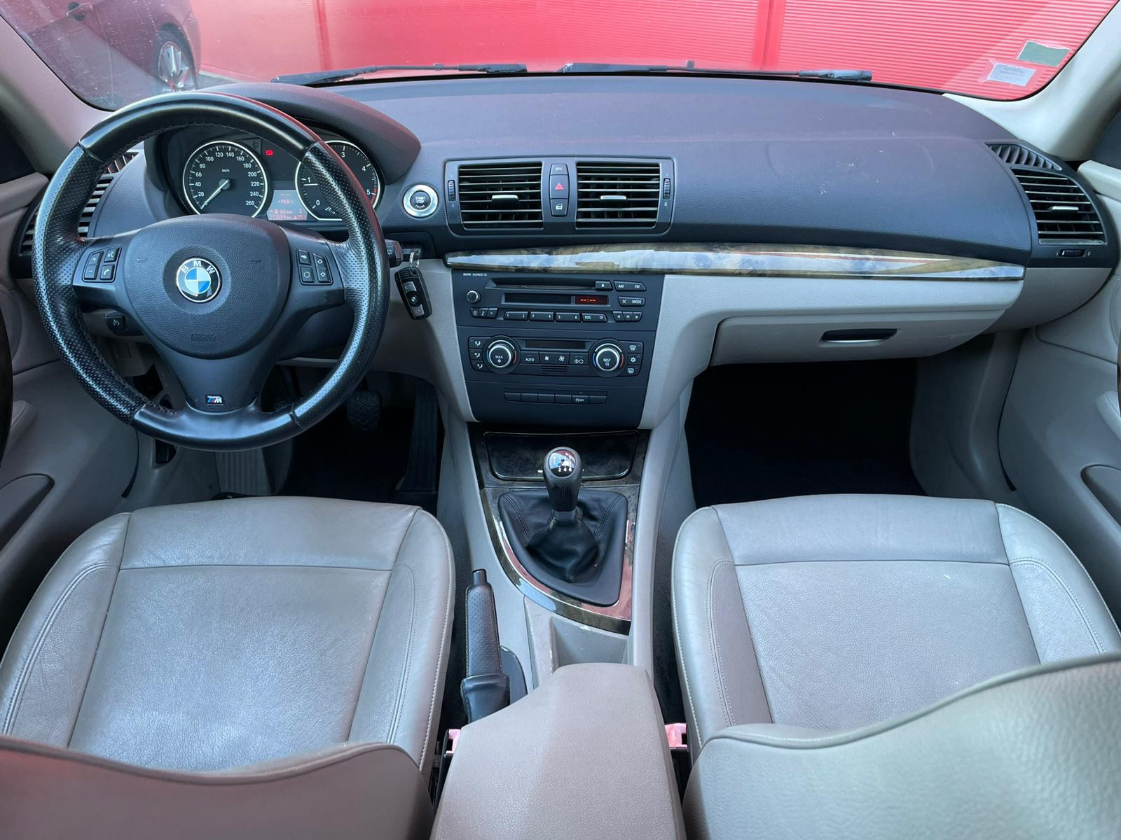 B.M.W. SERIE 1 (E82) Coupé 120d 2.0 d 177 cv – GARANTIE 12 MOIS — photo 7