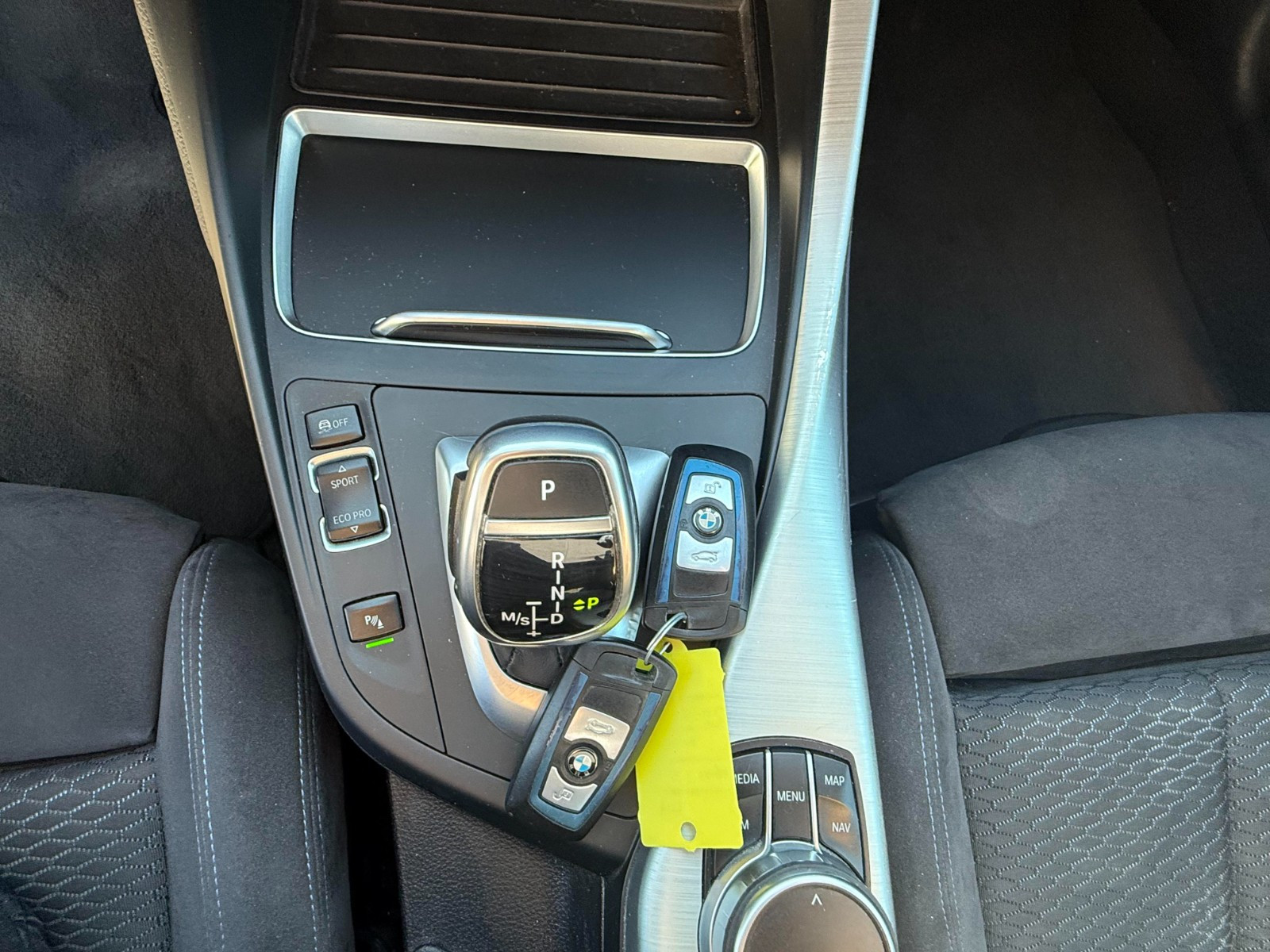 B.M.W. SERIE 2 COUPE - vue 1