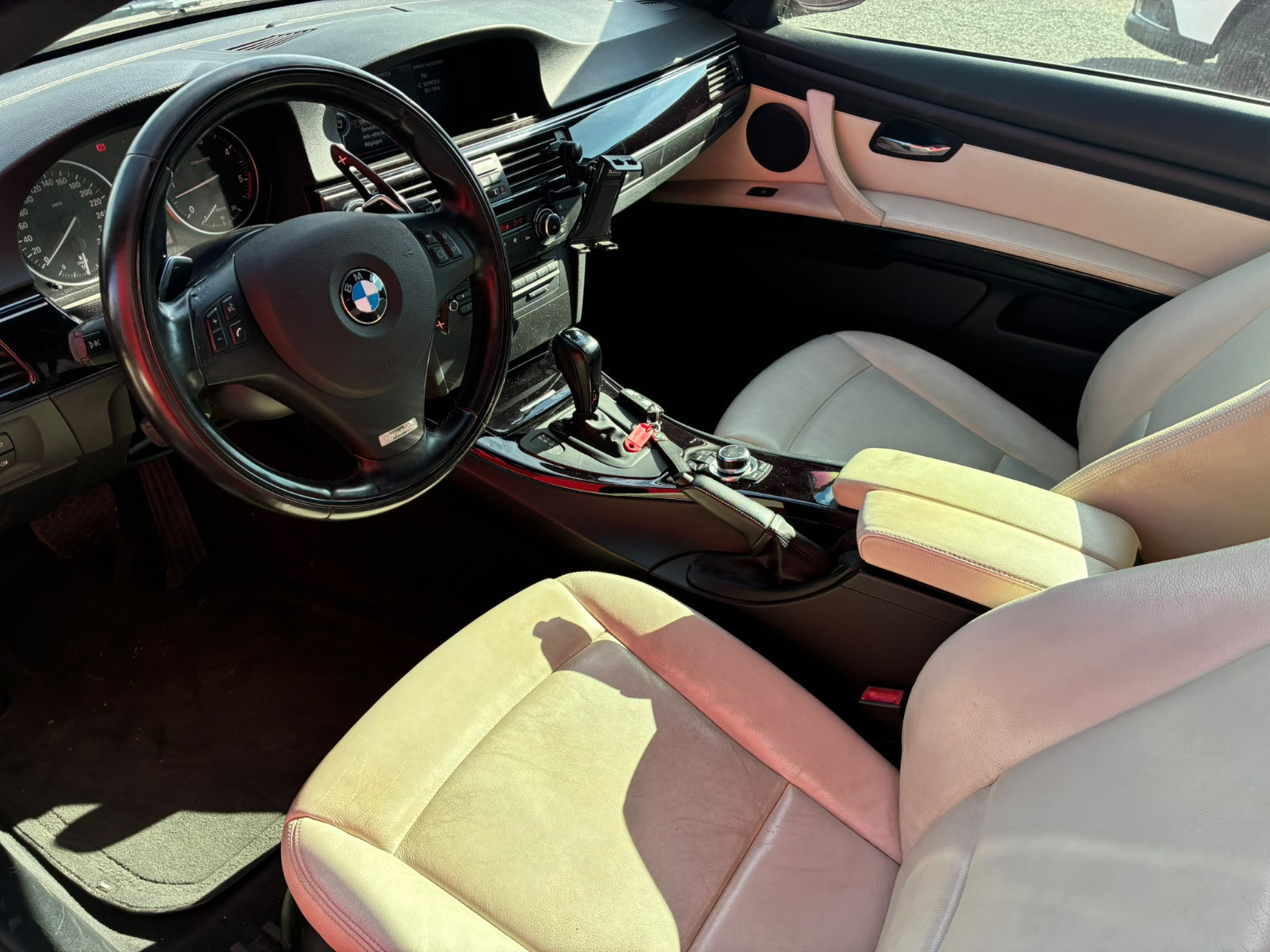 BMW Série 3 330d 245ch Pack Individual – GARANTIE 12 MOIS — photo 12