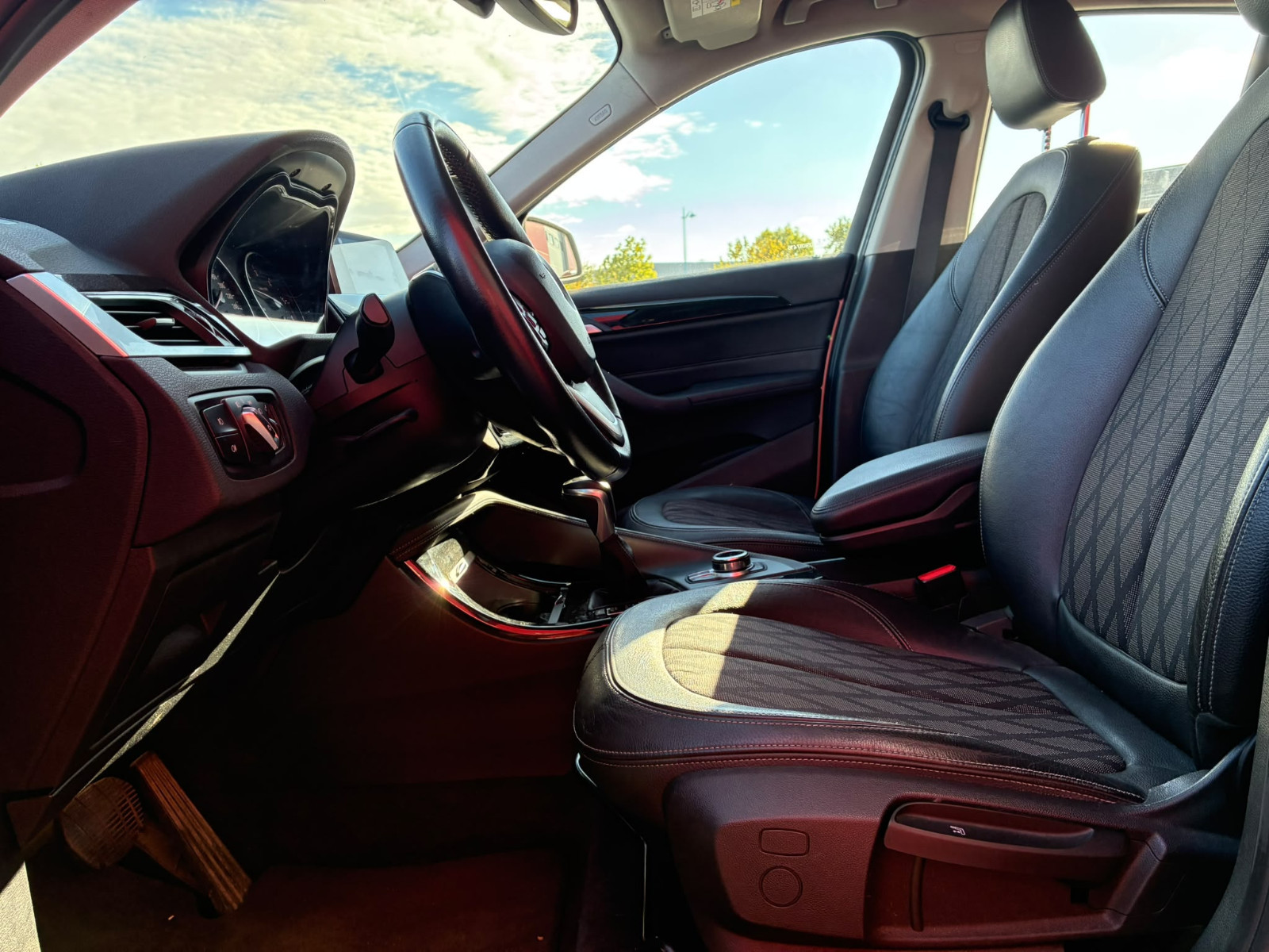 BMW X1 SDRIVE18 d xLine Sport 2.0d Steptronic 150 cv Boîte auto – GARANTIE 12 MOIS — photo 10