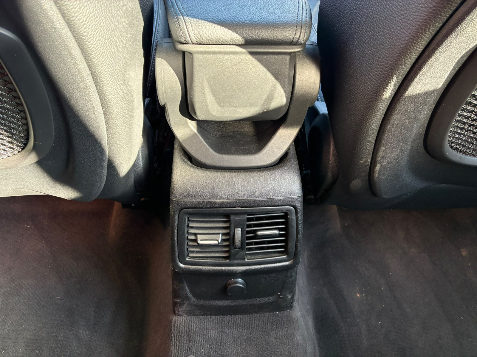 BMW X1 SDRIVE18 d xLine Sport 2.0d Steptronic 150 cv Boîte auto – GARANTIE 12 MOIS — photo 31
