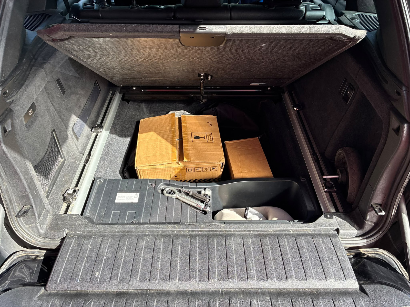 BMW X5 sDrive25d 2.0L 218cv Lounge Sport Pack M – SUIVI BMW – GARANTIE 12 MOIS — photo 37