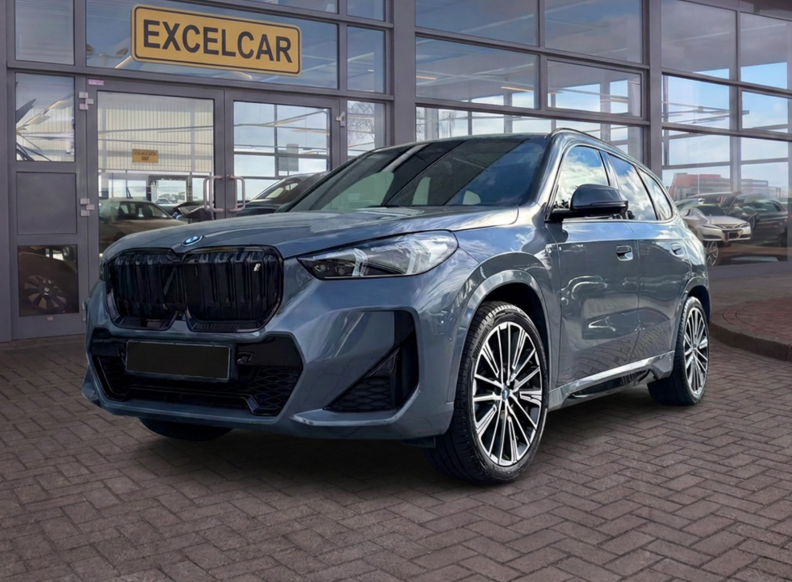 BMW IX1 