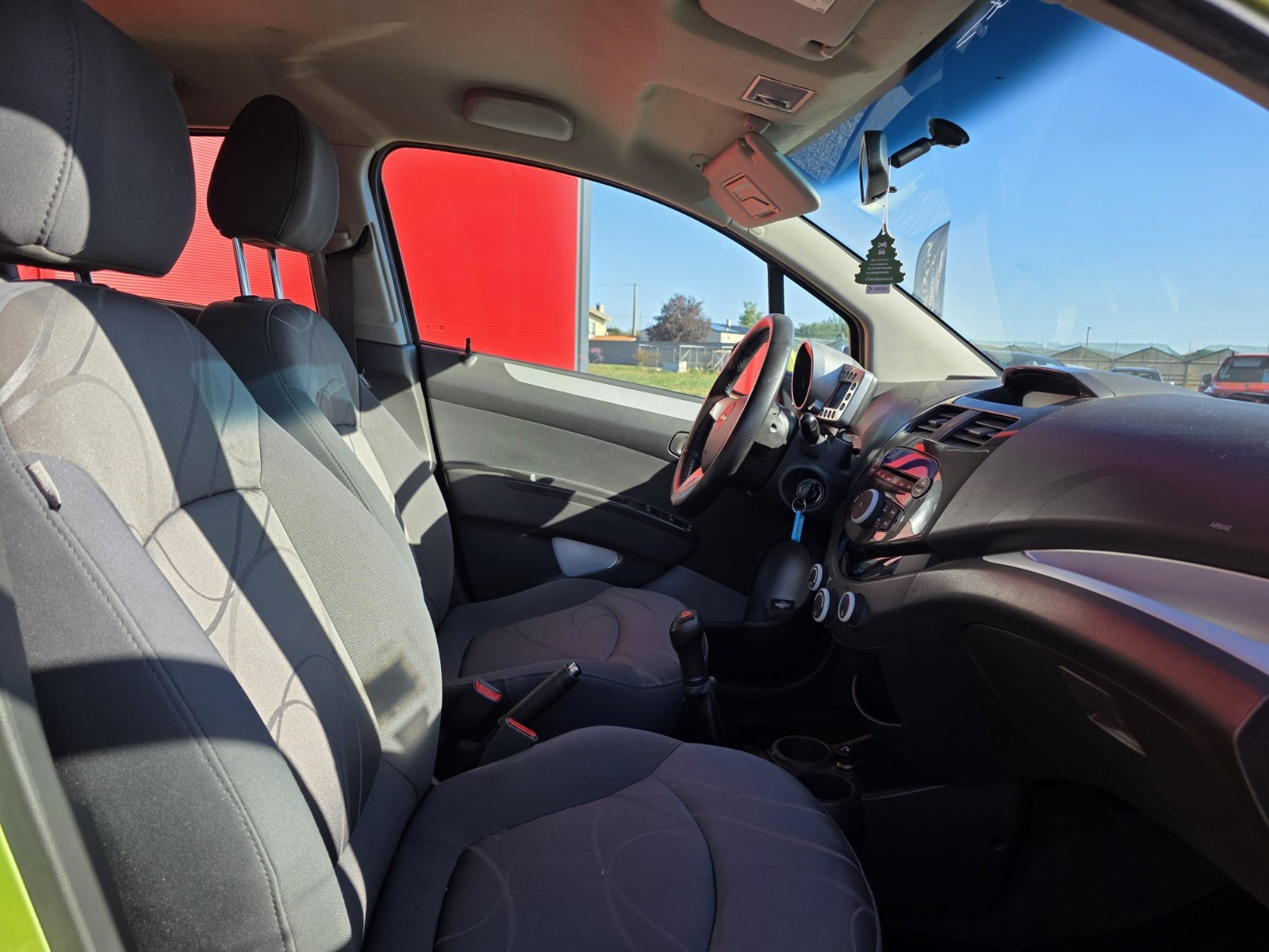 CHEVROLET SPARK 1.2 16v 82 CH 5p -Garantie 12 mois- — photo 11
