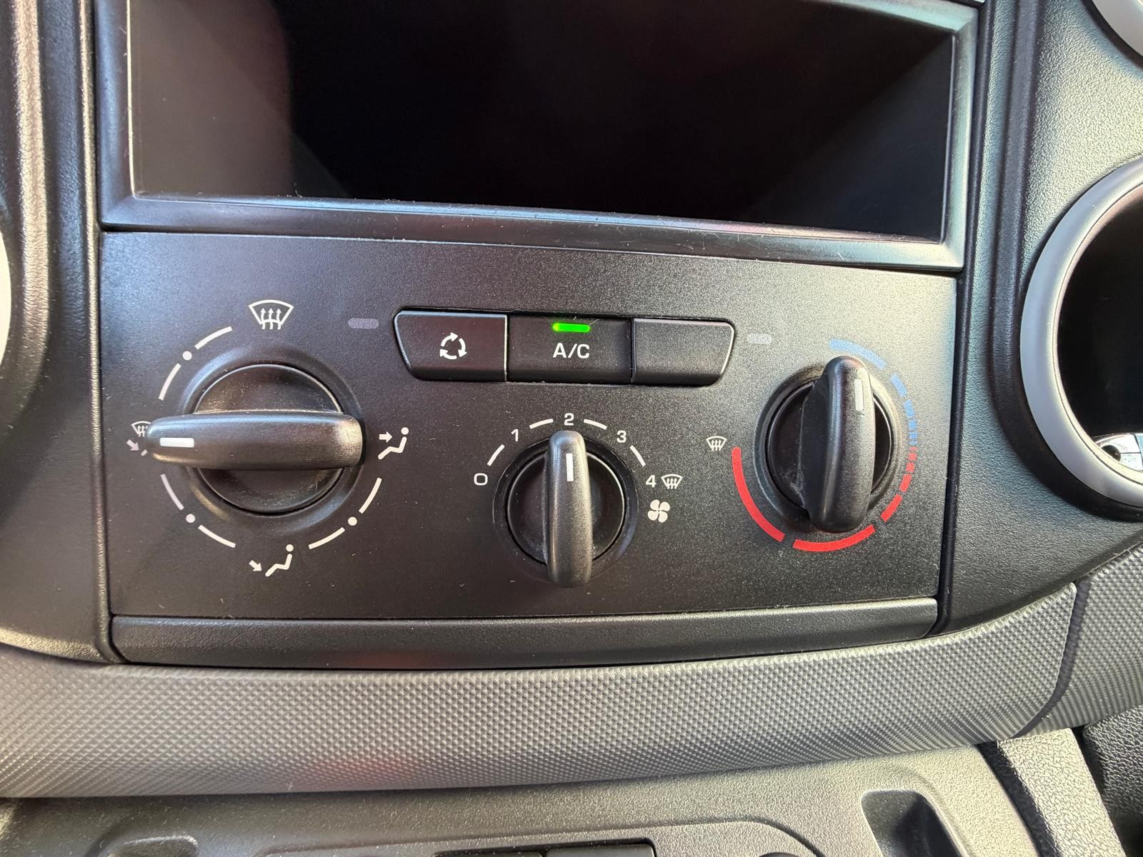 Citroën Berlingo DANGEL 4×2 1.6 HDI 90 CV – GARANTIE 12 MOIS — photo 20
