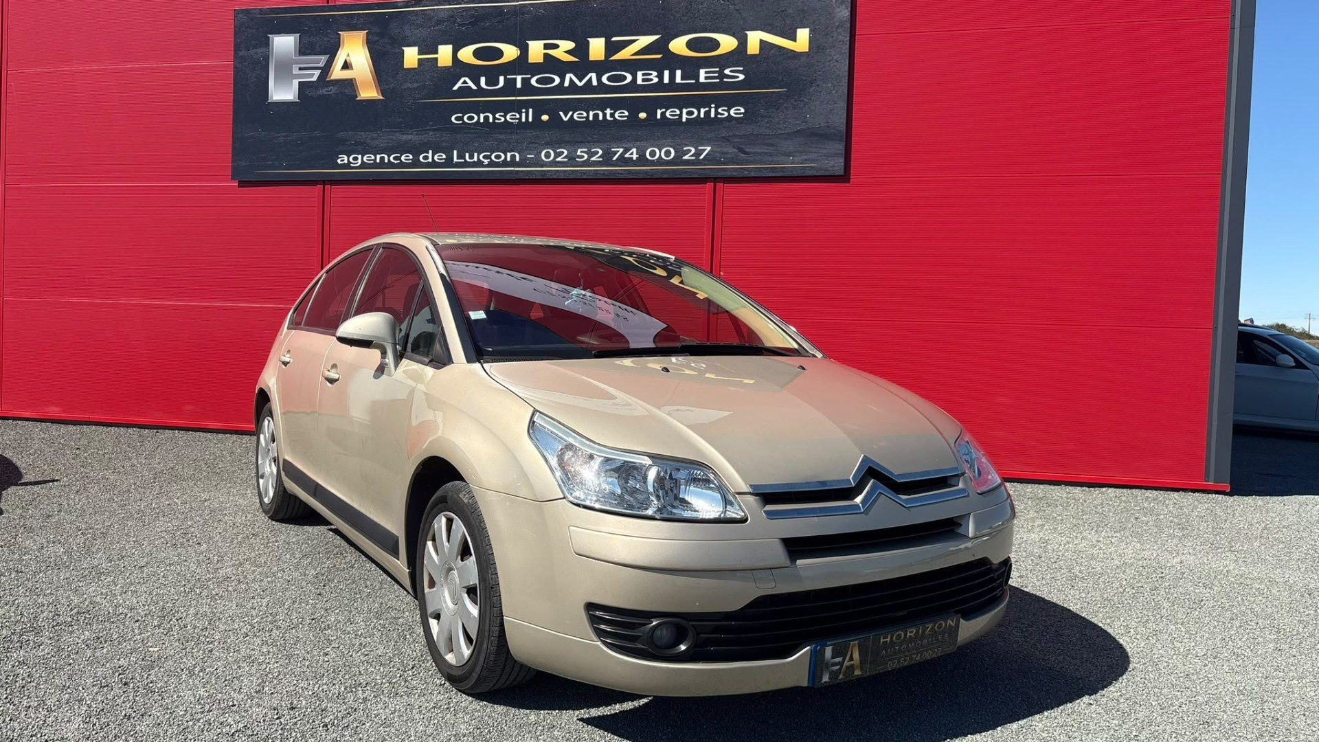 Citroën C4 1.6 HDI 90 CV CARPLAY – ATTELAGE – GARANTIE 12 MOIS