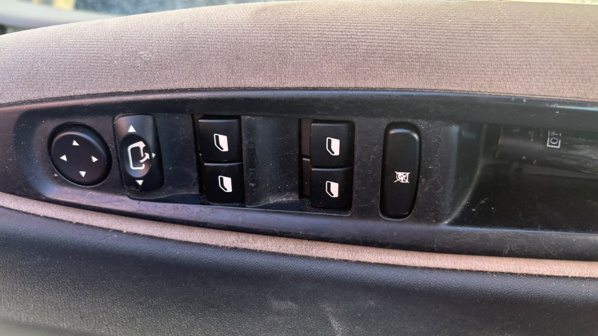Citroën C4 1.6 HDI 90 CV CARPLAY – ATTELAGE – GARANTIE 12 MOIS — photo 24