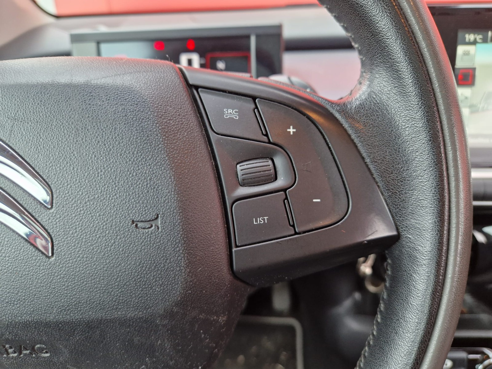 Citroën C4 SHINE 1.6 BLUEHDI 100CV – GARANTIE 12 MOIS — photo 23