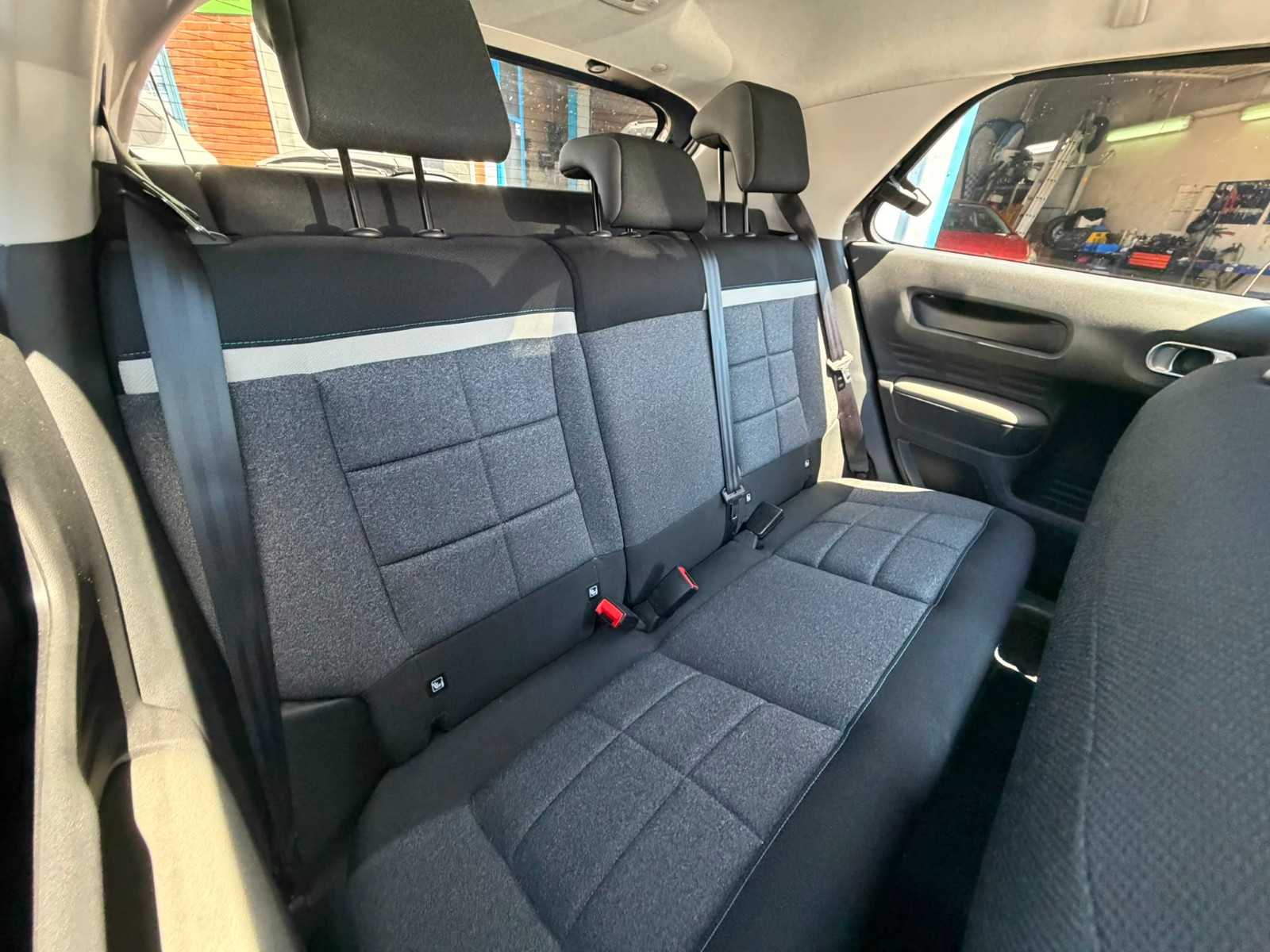 Citroën C4 CACTUS - vue 1