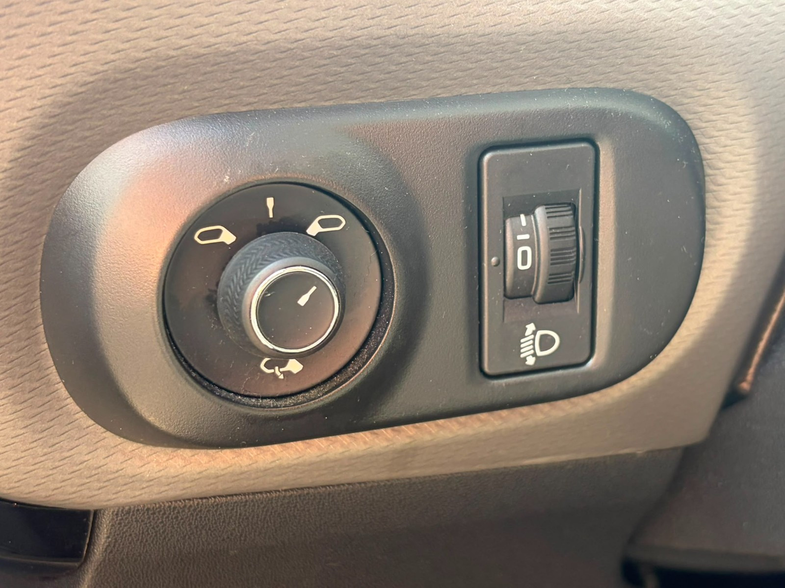 Citroën C4 CACTUS - vue 1