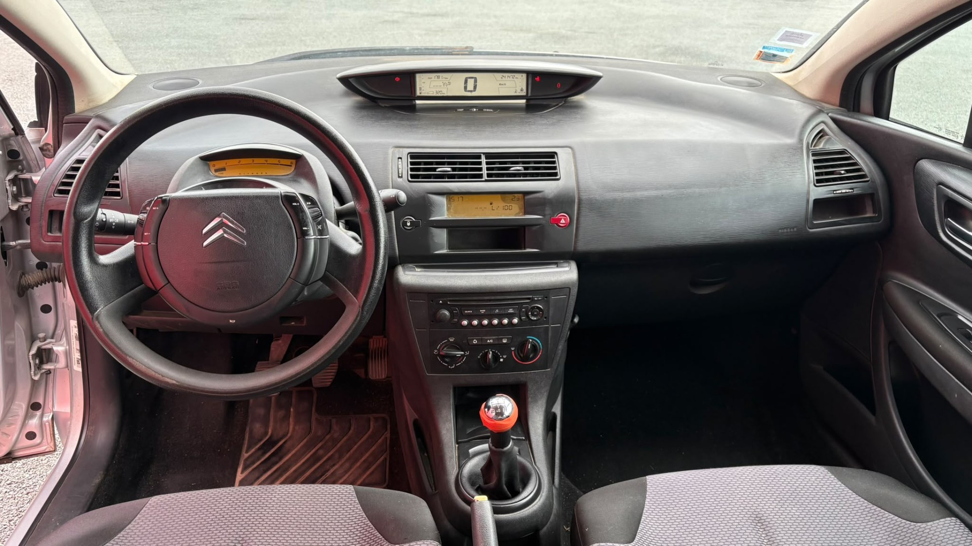 Citroën C4 COUPE 1.6 HDI 90CV REGULATEUR ATTELAGE – GARANTIE 12 MOIS — photo 11