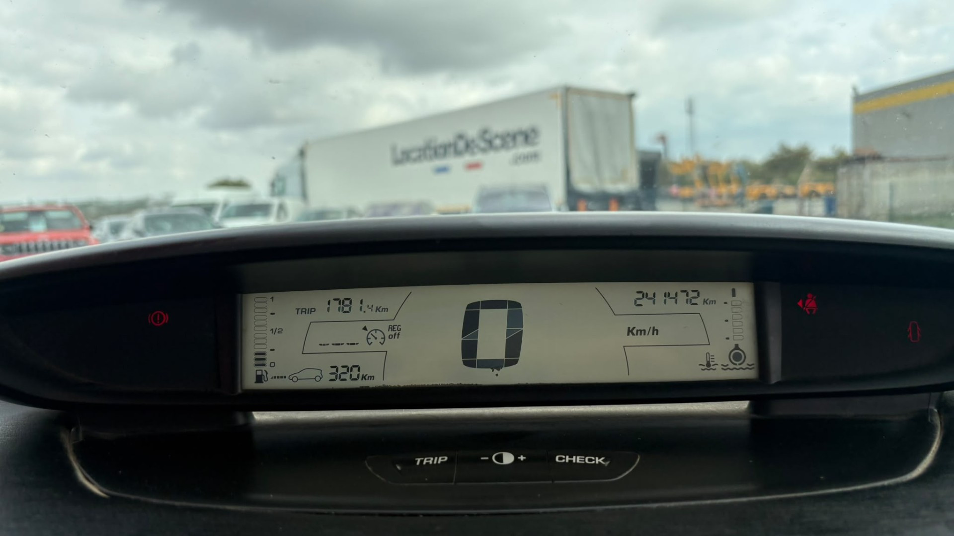 Citroën C4 COUPE 1.6 HDI 90CV REGULATEUR ATTELAGE – GARANTIE 12 MOIS — photo 17