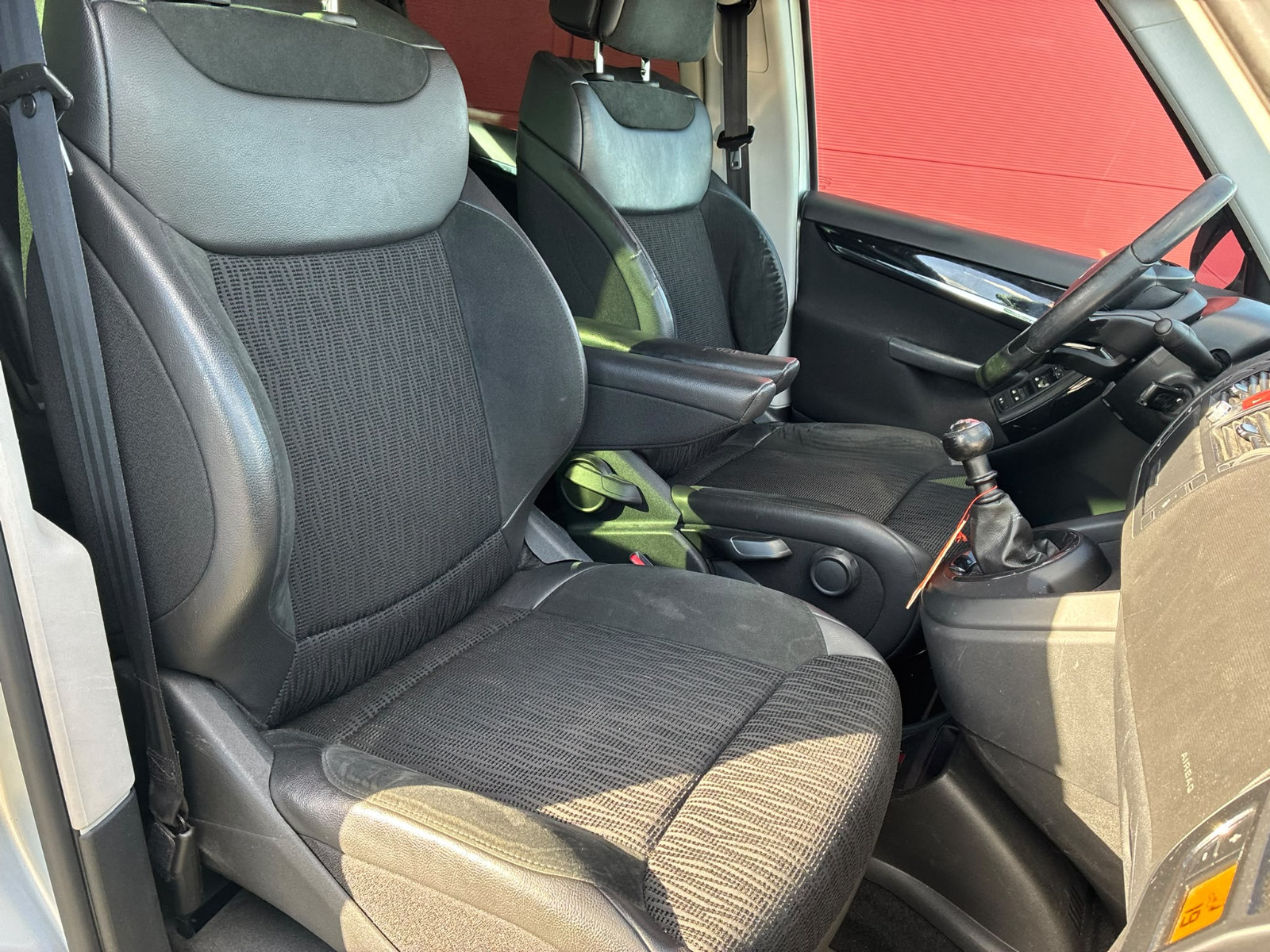 Citroën C4 Picasso 1.6 HDI 110ch Exclusive – GARANTIE 12 MOIS — photo 16