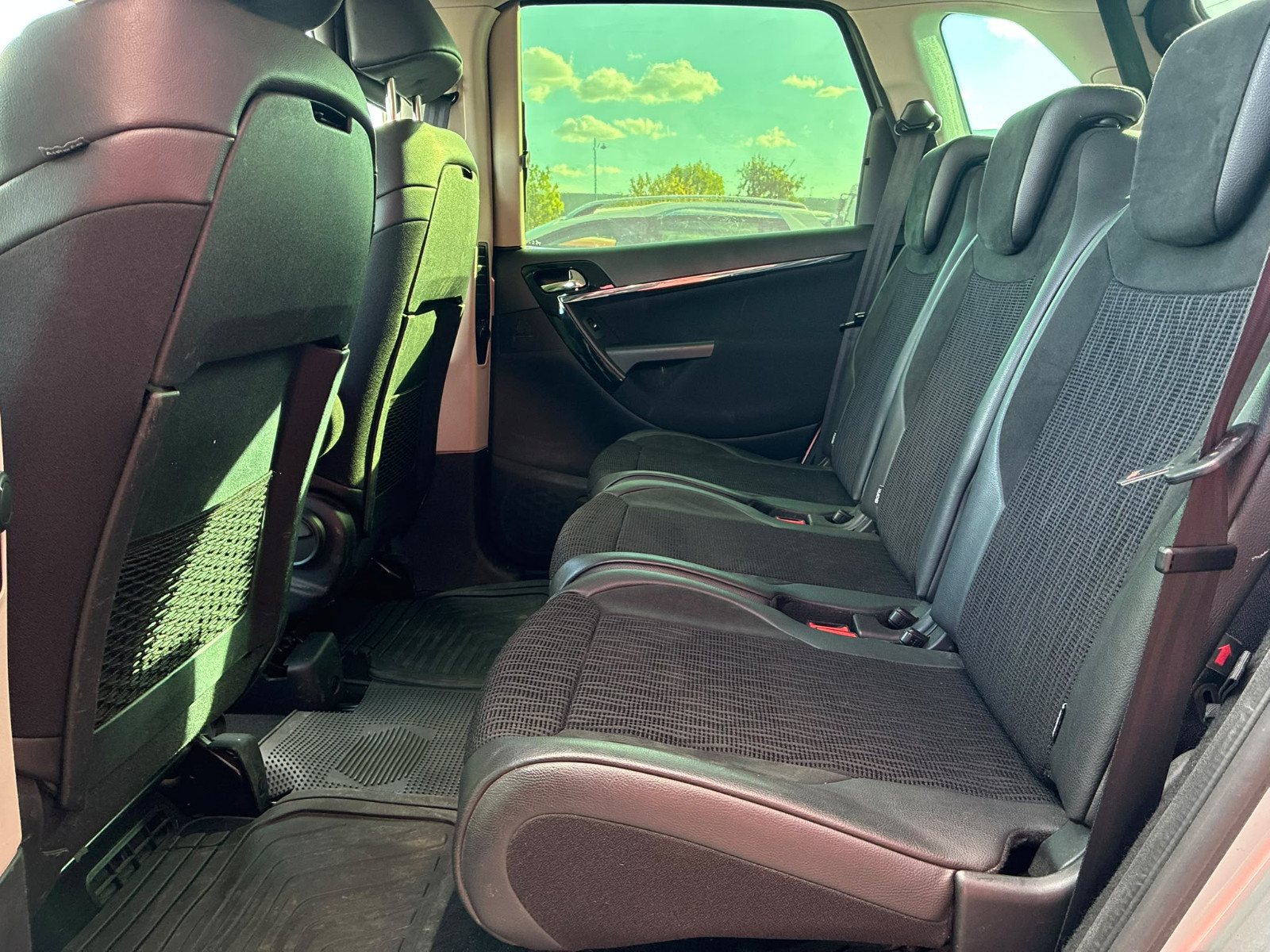 Citroën C4 Picasso 1.6 HDI 110ch Exclusive – GARANTIE 12 MOIS — photo 18