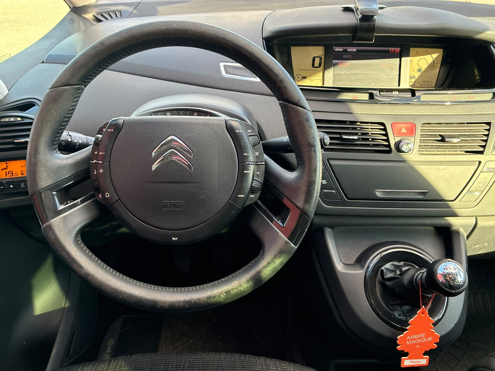 Citroën C4 Picasso 1.6 HDI 110ch Exclusive – GARANTIE 12 MOIS — photo 21
